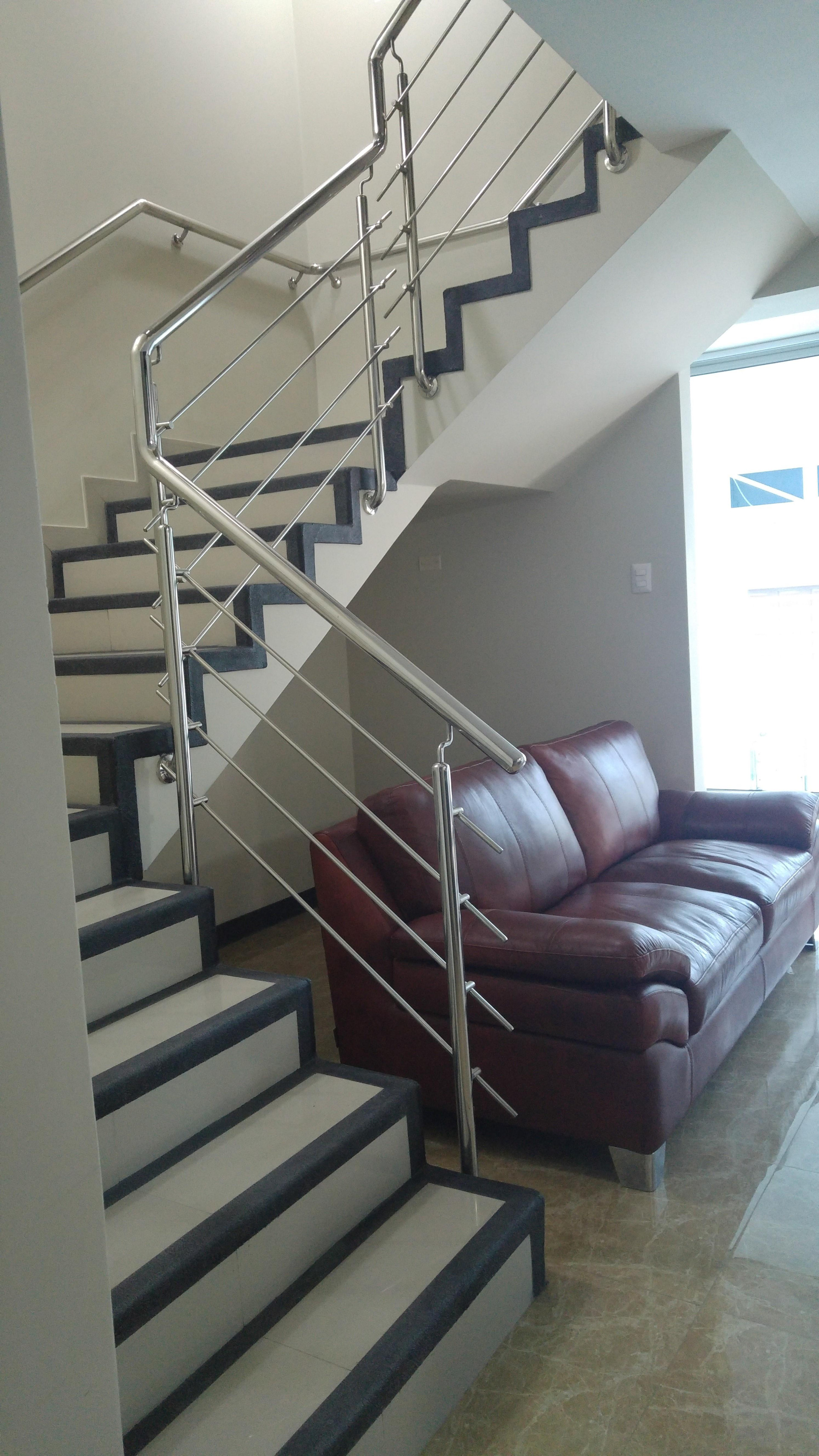 Vista Lobby Piano Bar Hotel