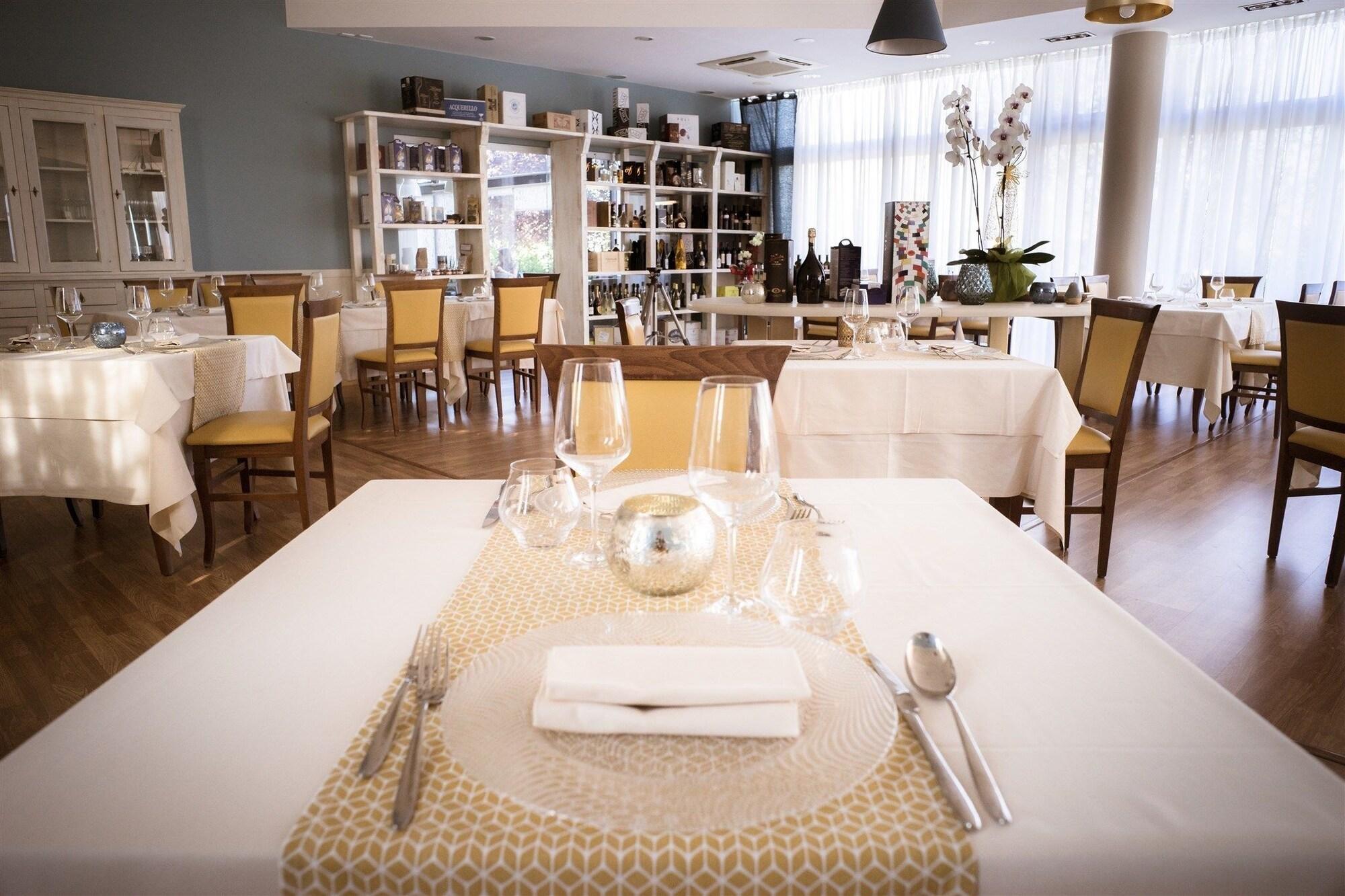 Restaurant Hotel Select Wellness & Spa
