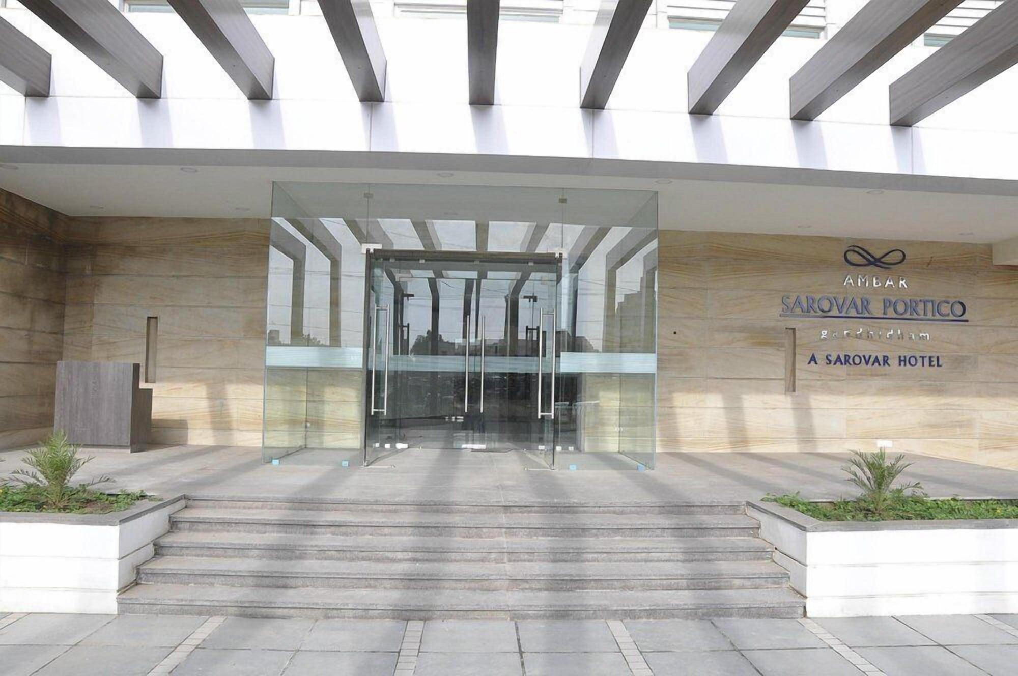 Vista Exterior Ambar Sarovar Portico