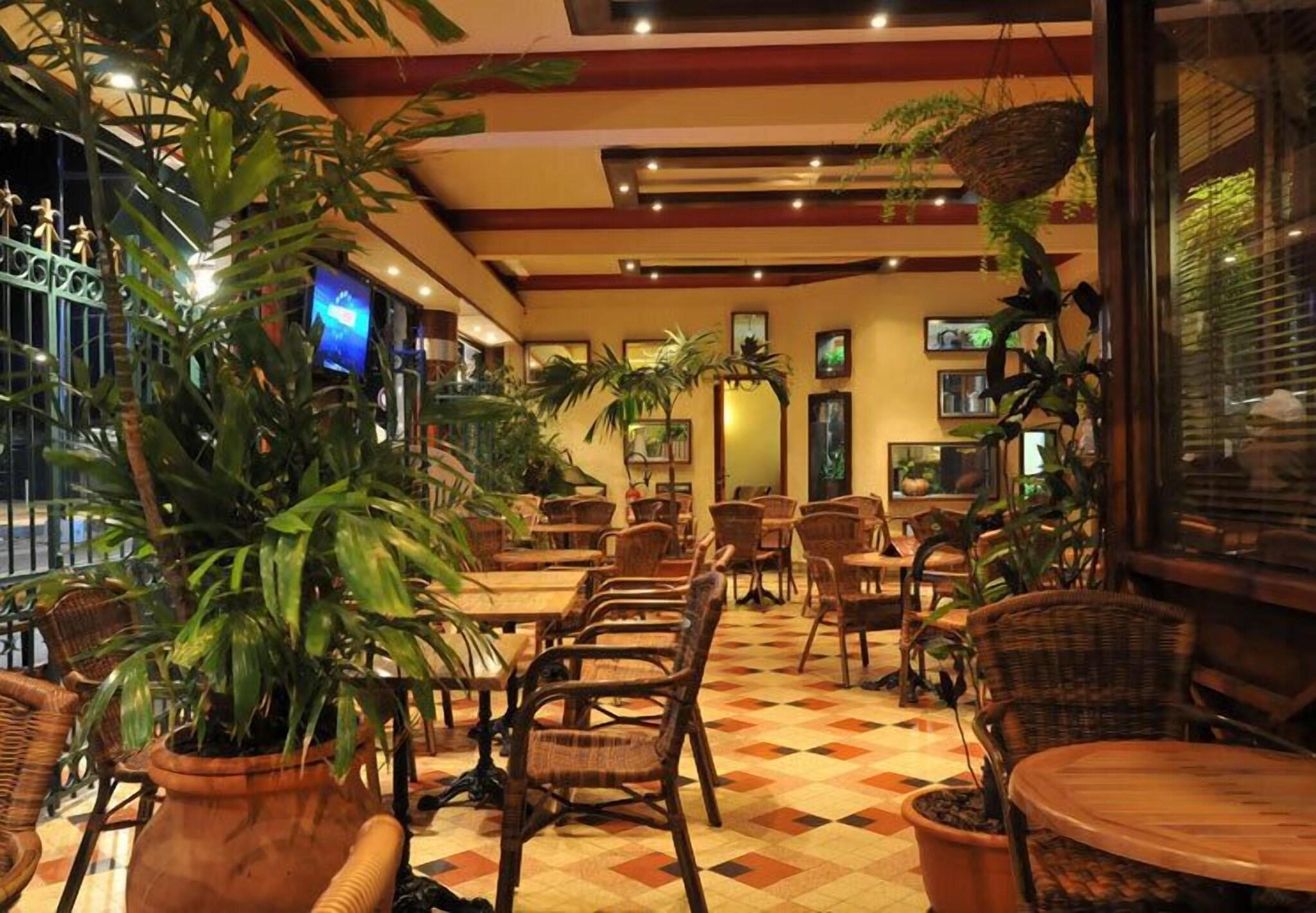 Bar/Salón Hotel L'Imperatrice