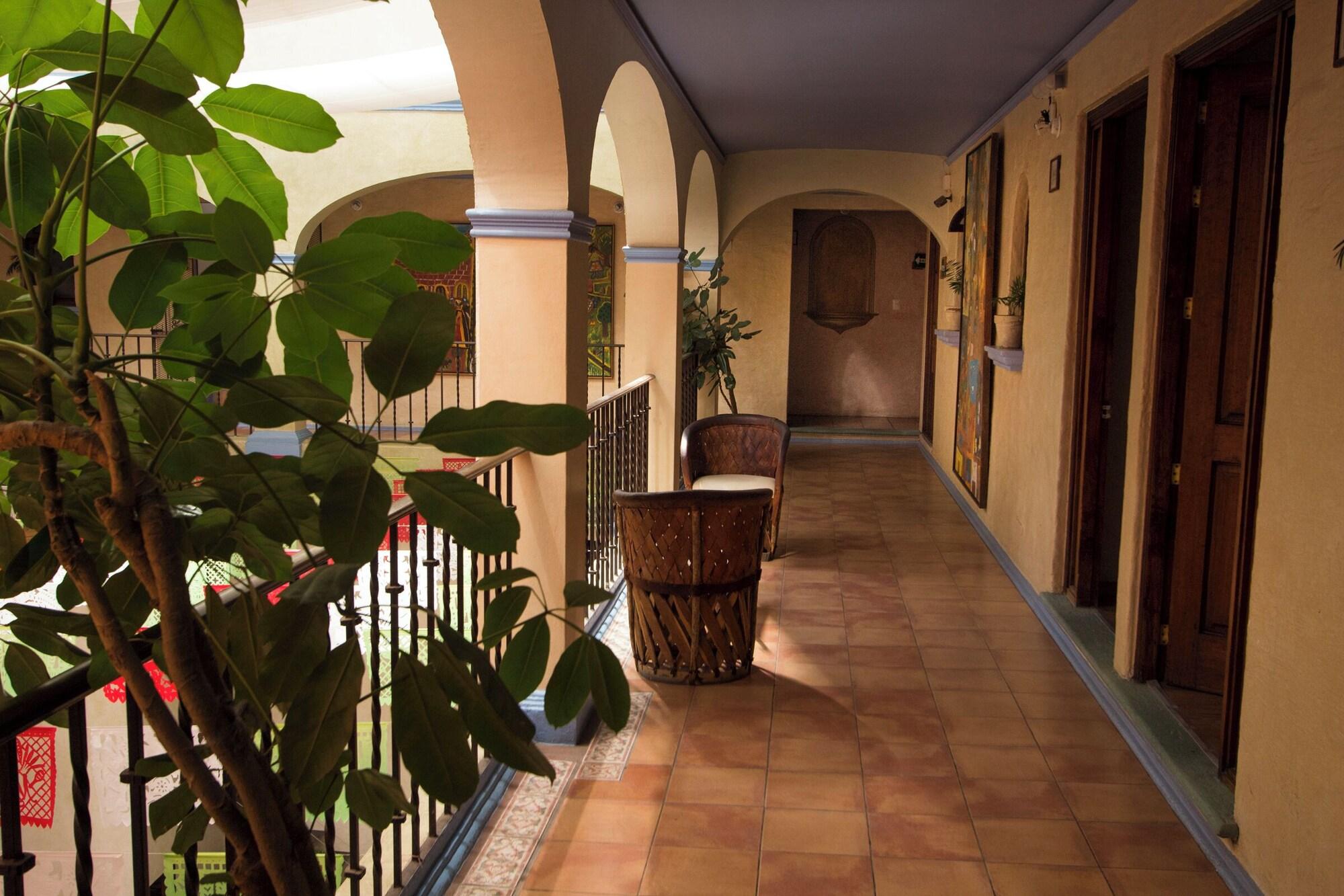 Varios Hotel Trebol