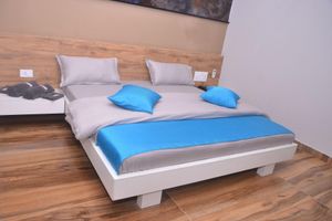 Alojamiento - Hotel Radhe Inn