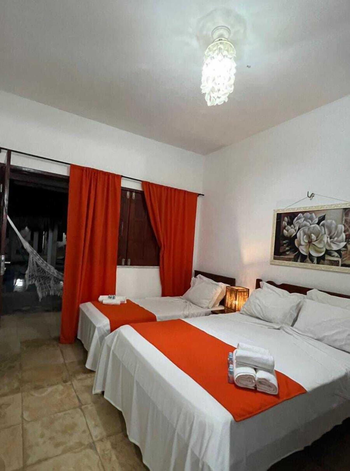 Habitación POUSADA CALIFORNIA TIA LIA