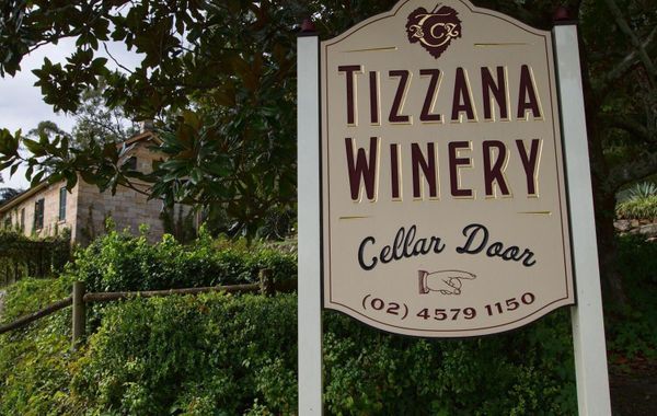Tizzana Winery Bed & Breakfast