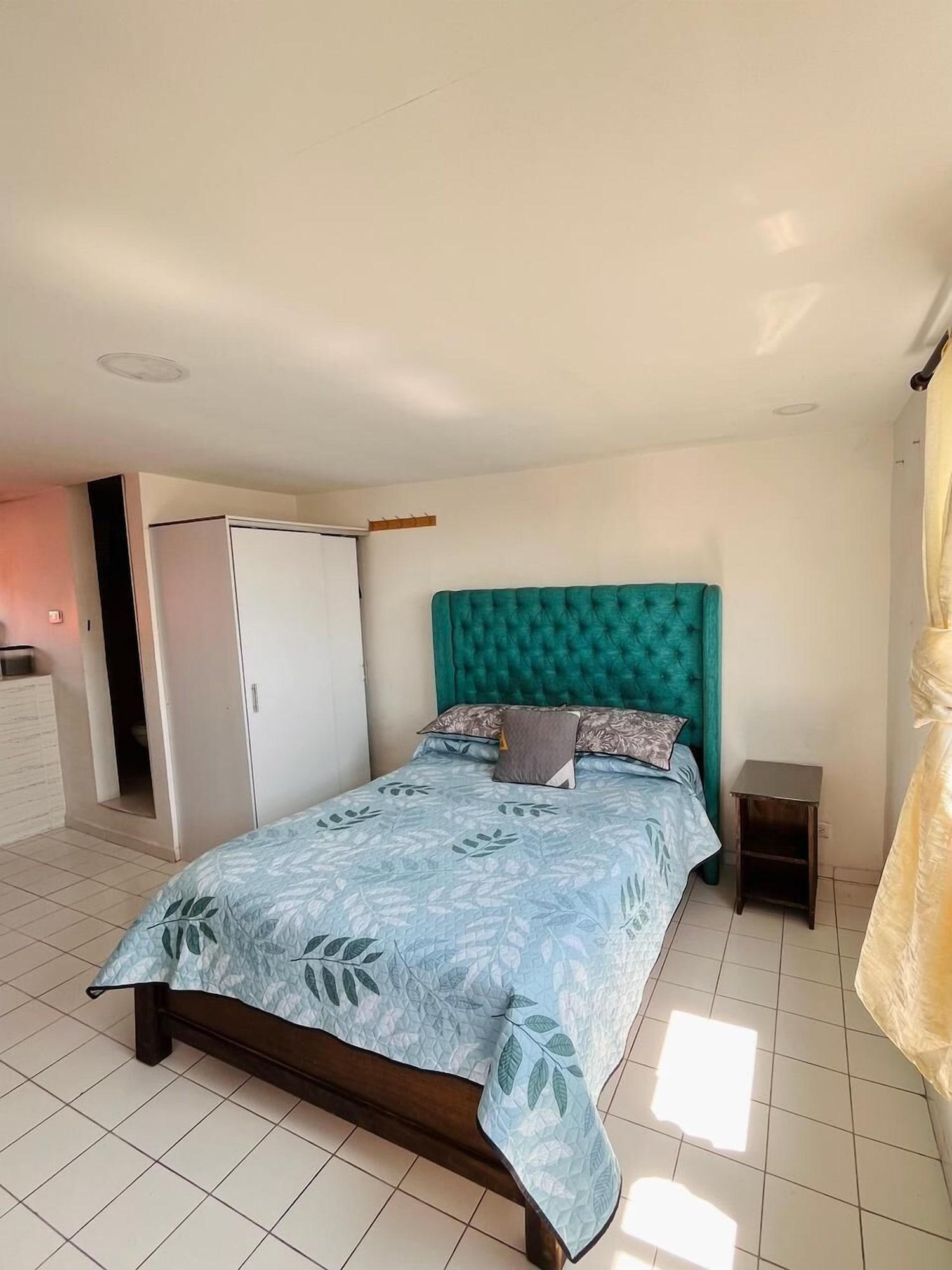 Habitación Apartaestudios San Cayetano