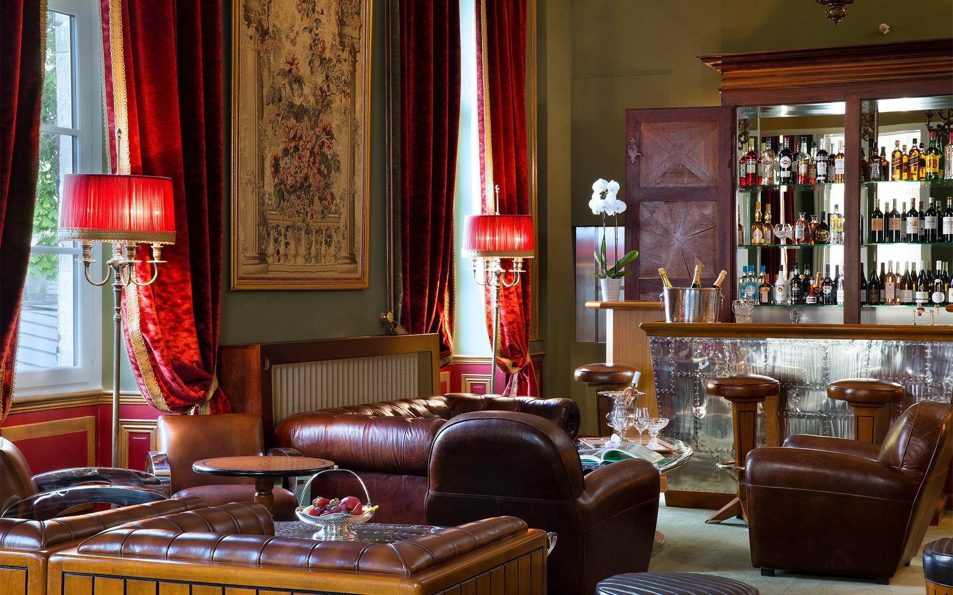 Bar/Salón Chateau Laroche-Ploquin