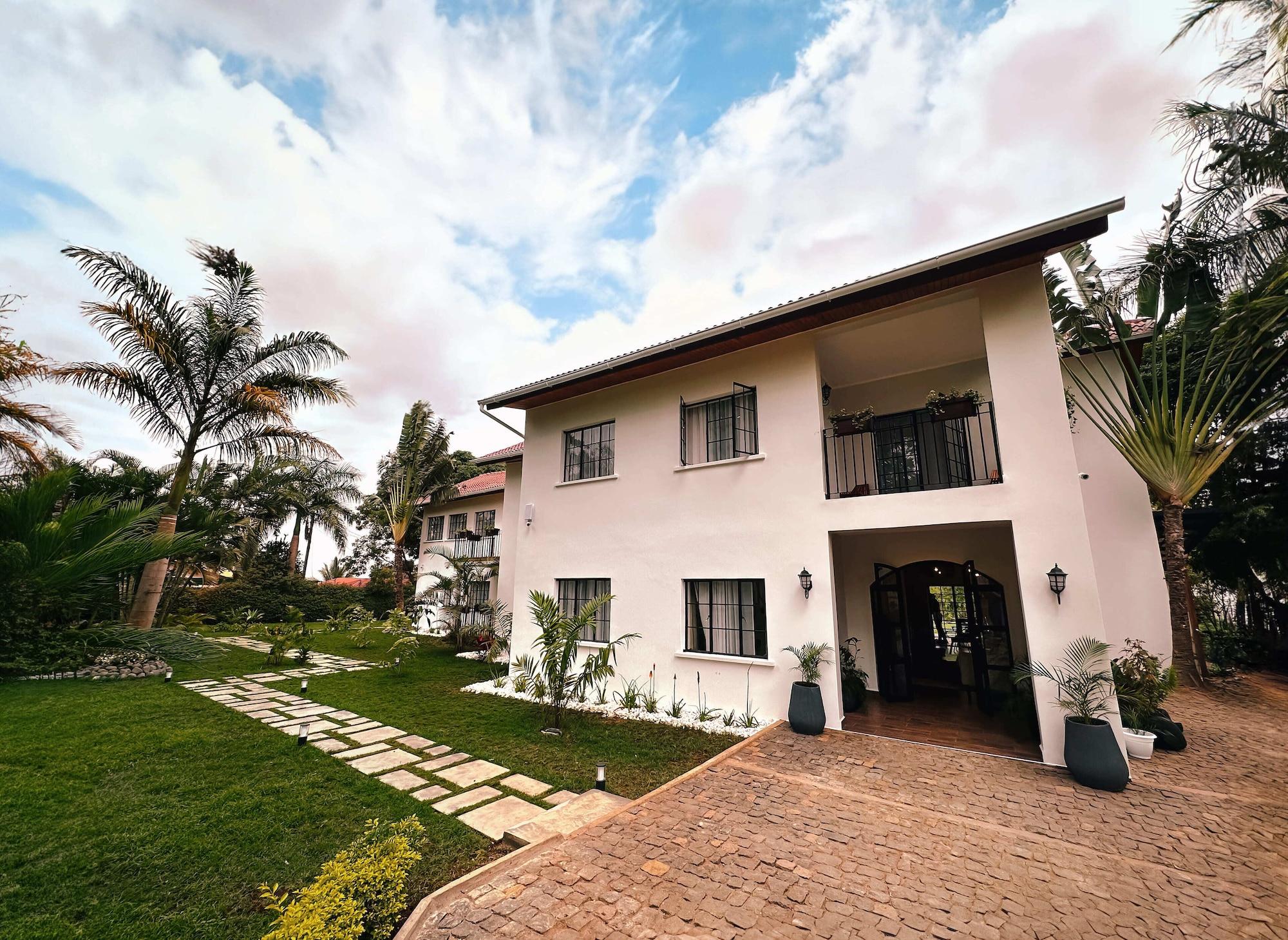 Vista Exterior Brubru Lodge