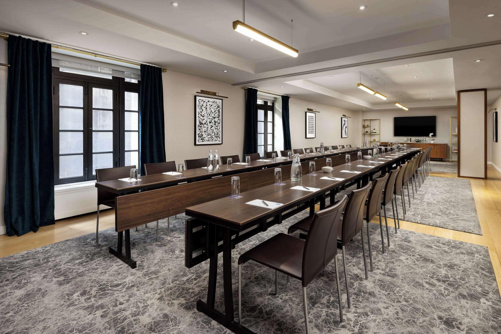 Sala de Reuniones Hotel Seville Nomad, in the Unbound Collection by Hyatt