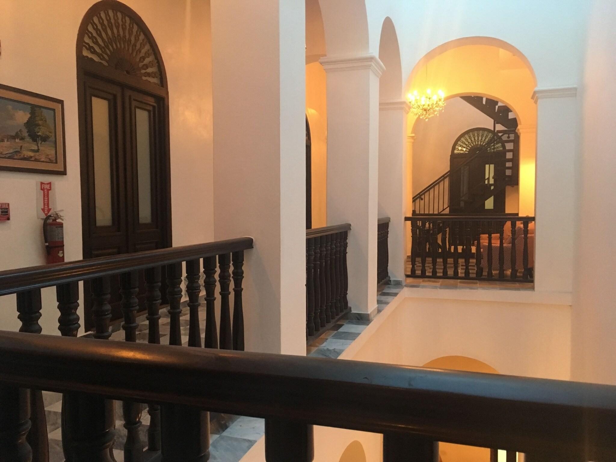 Vista Lobby 352 Guest House