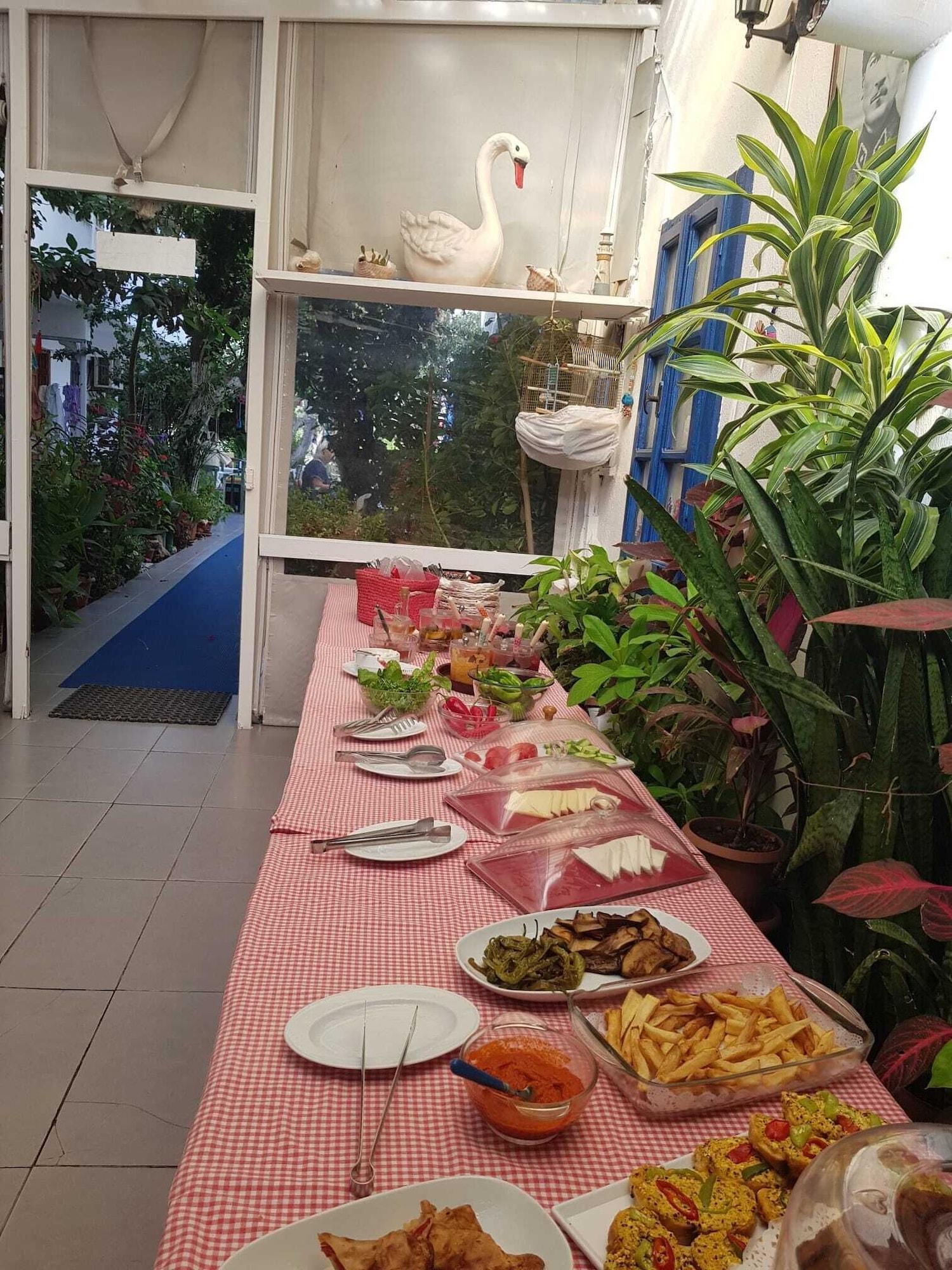 Restaurant Miss Hotel Karya