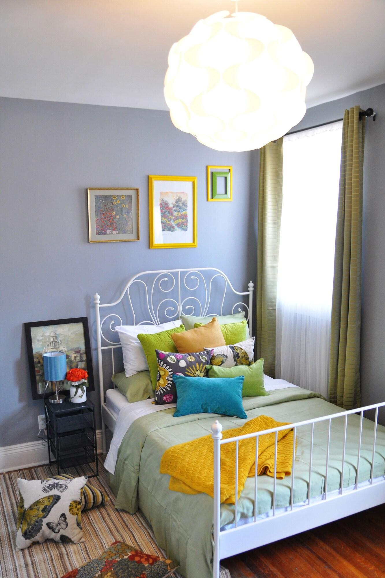 Varios Colour Cube Guest House