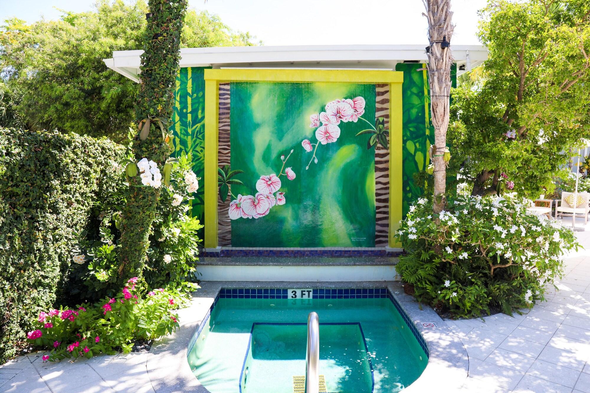 Spa Orchid Key Inn - Adults Only