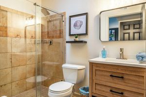 Alquiler Vacacional - Desert Skies - Beautiful private Tucson home with great mountain views &  pool