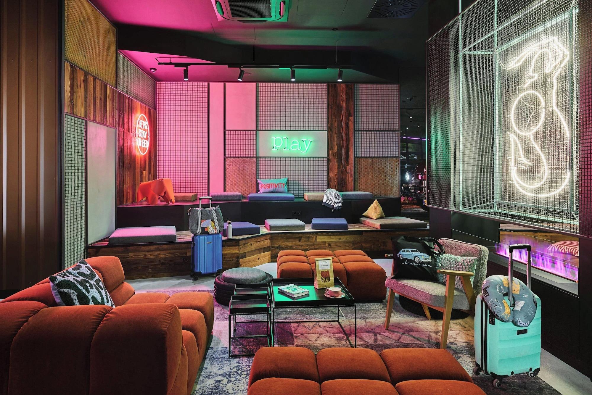 Vista Lobby Moxy Warsaw City