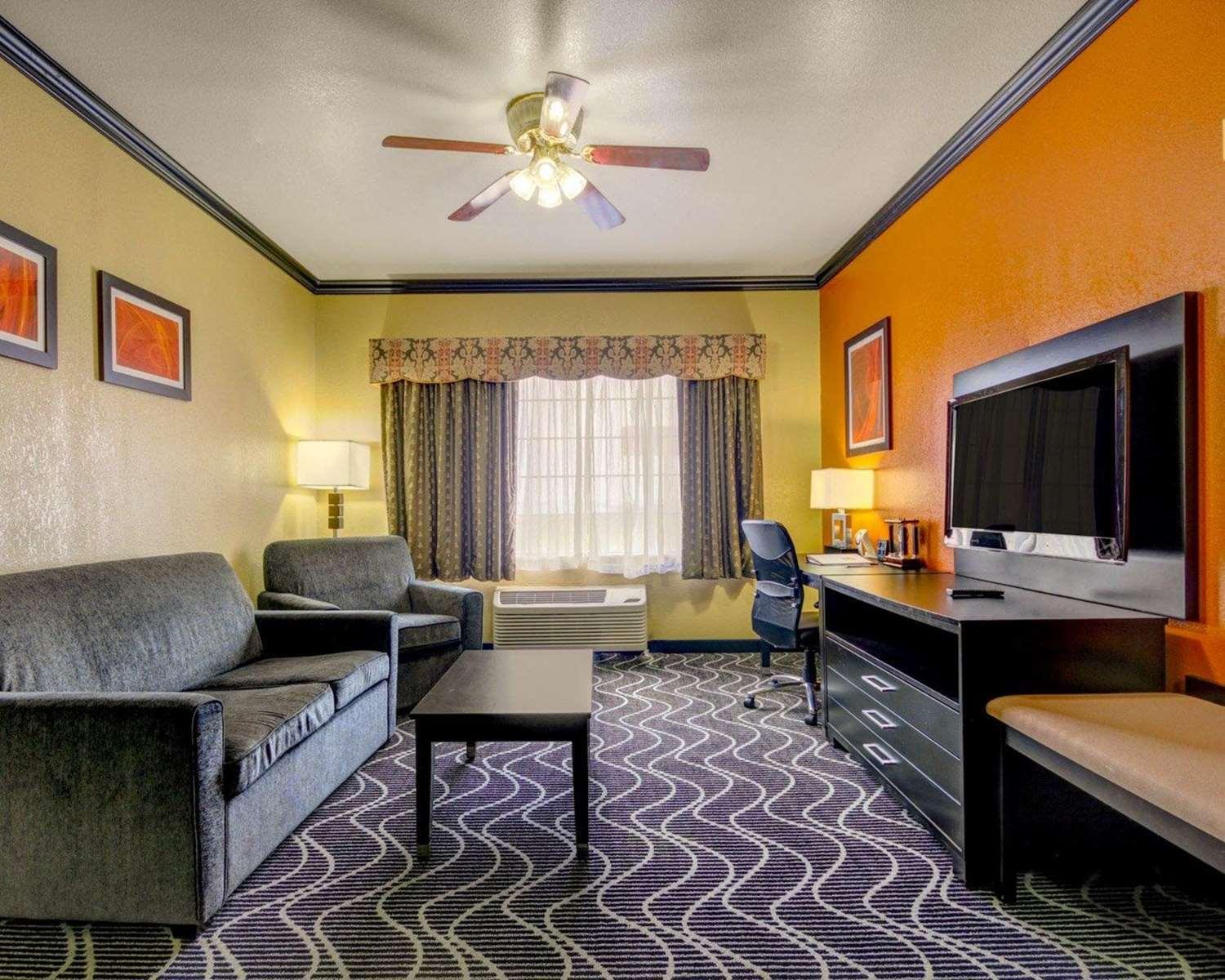 Habitación Comfort Suites Lake Ray Hubbard