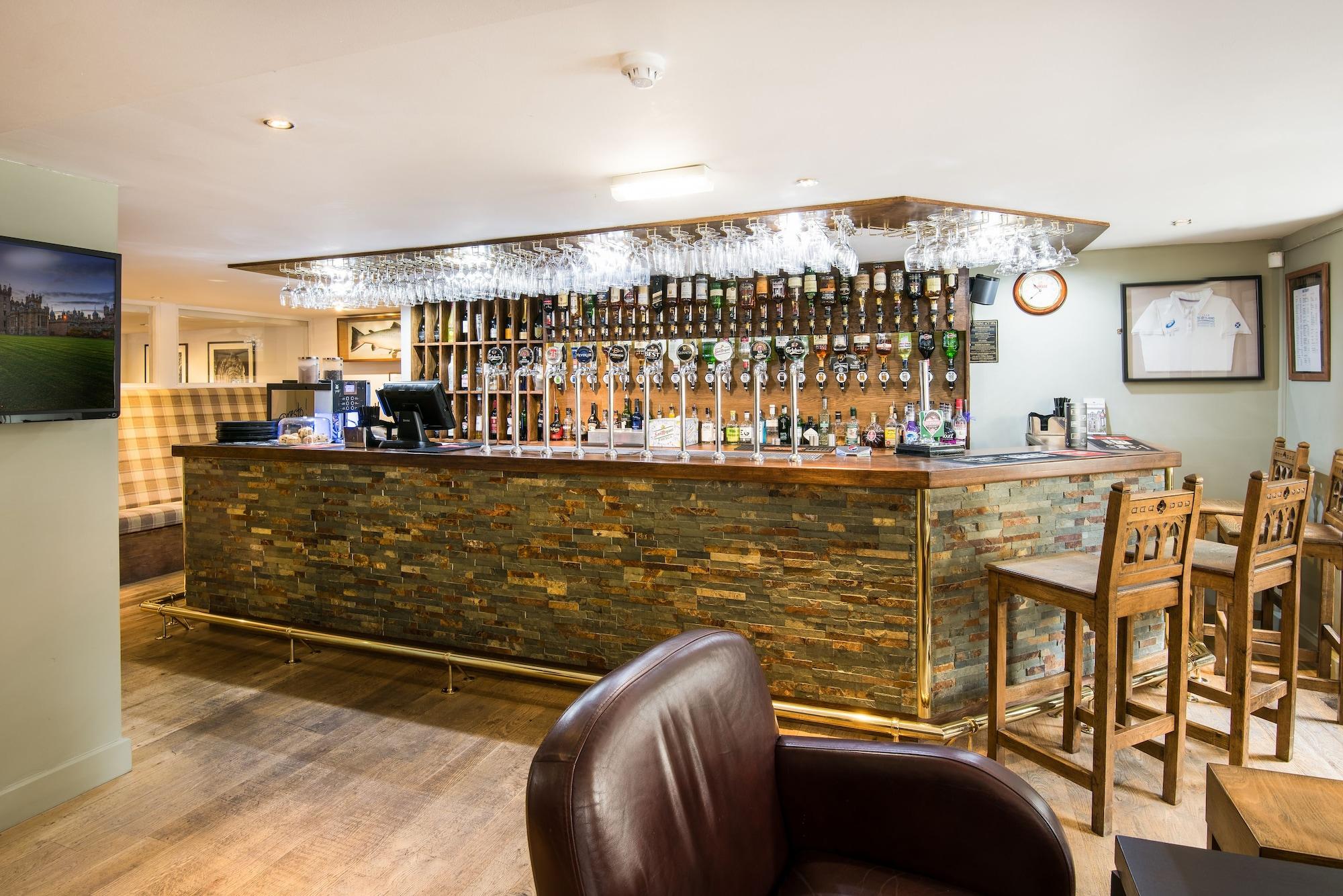 Bar/Salón Queens Head Hotel