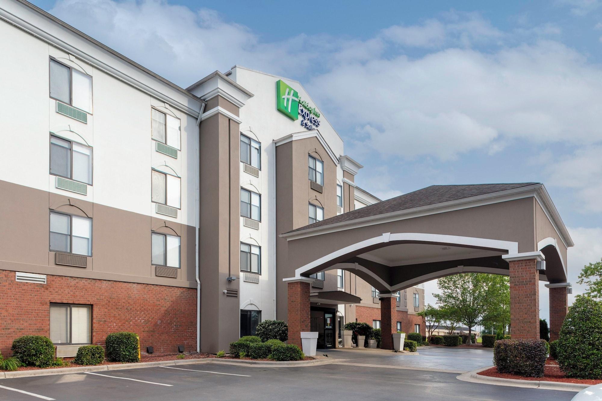 Vista Exterior Holiday Inn Express & Suites Roanoke Rapids SE by IHG