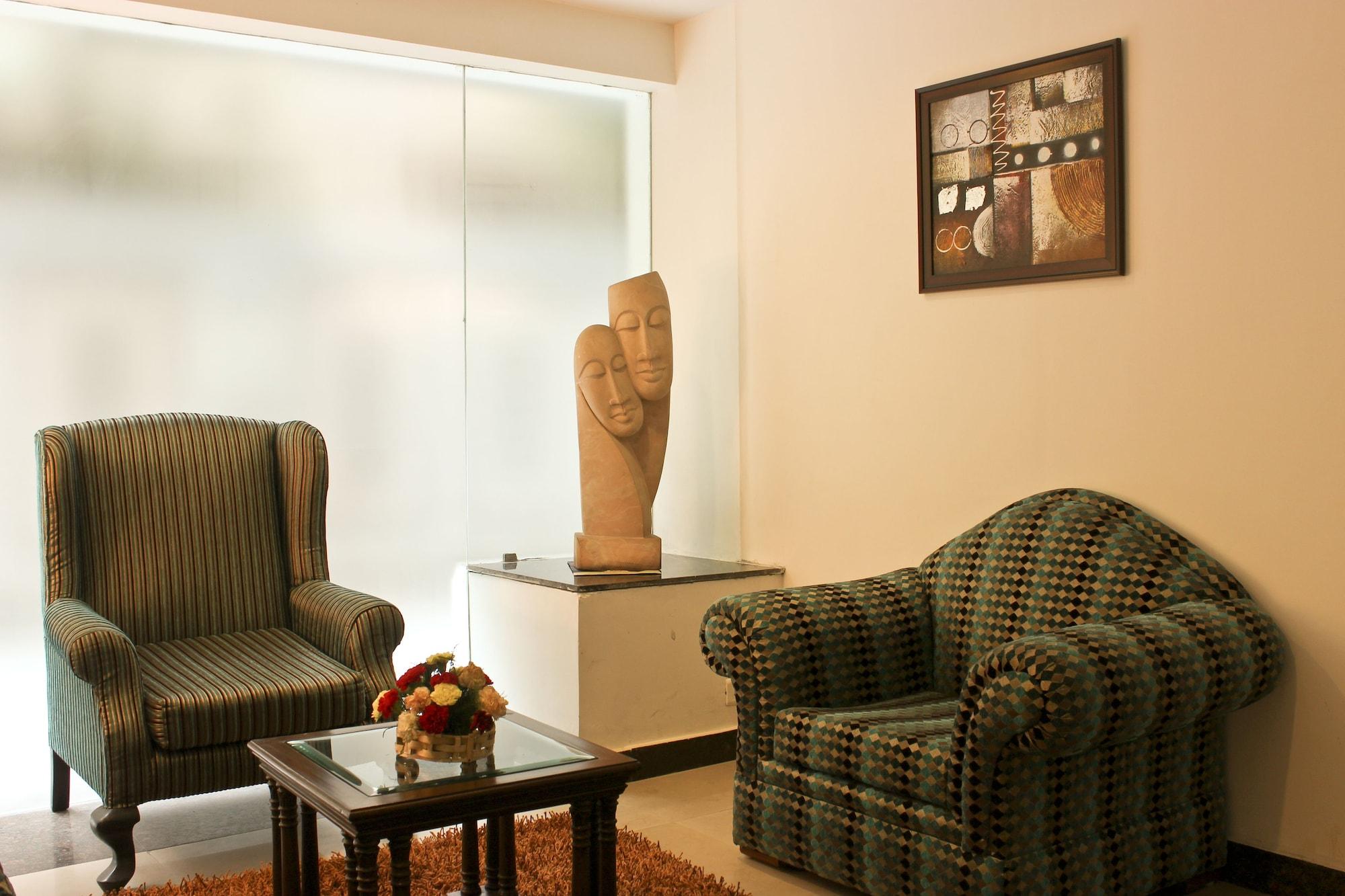 Vista Lobby Tavisha Hotel