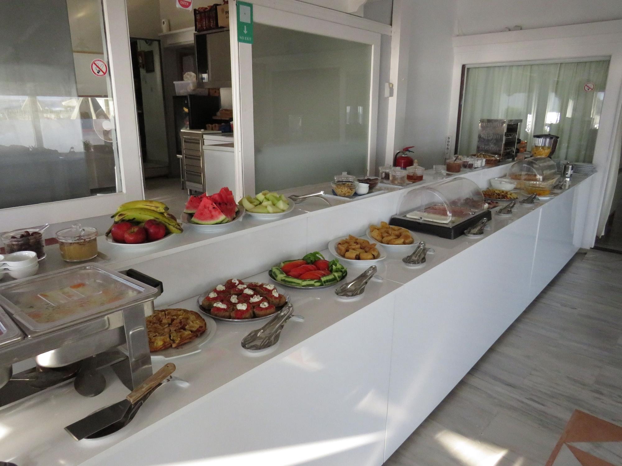 Restaurant Blue Beach Villas Apartments