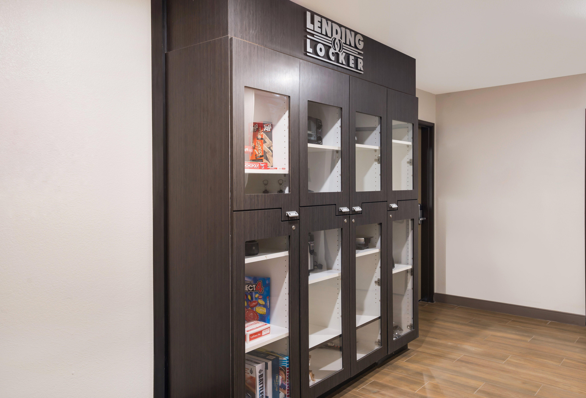 Vista Lobby Candlewood Suites Lake Charles - Sulphur by IHG