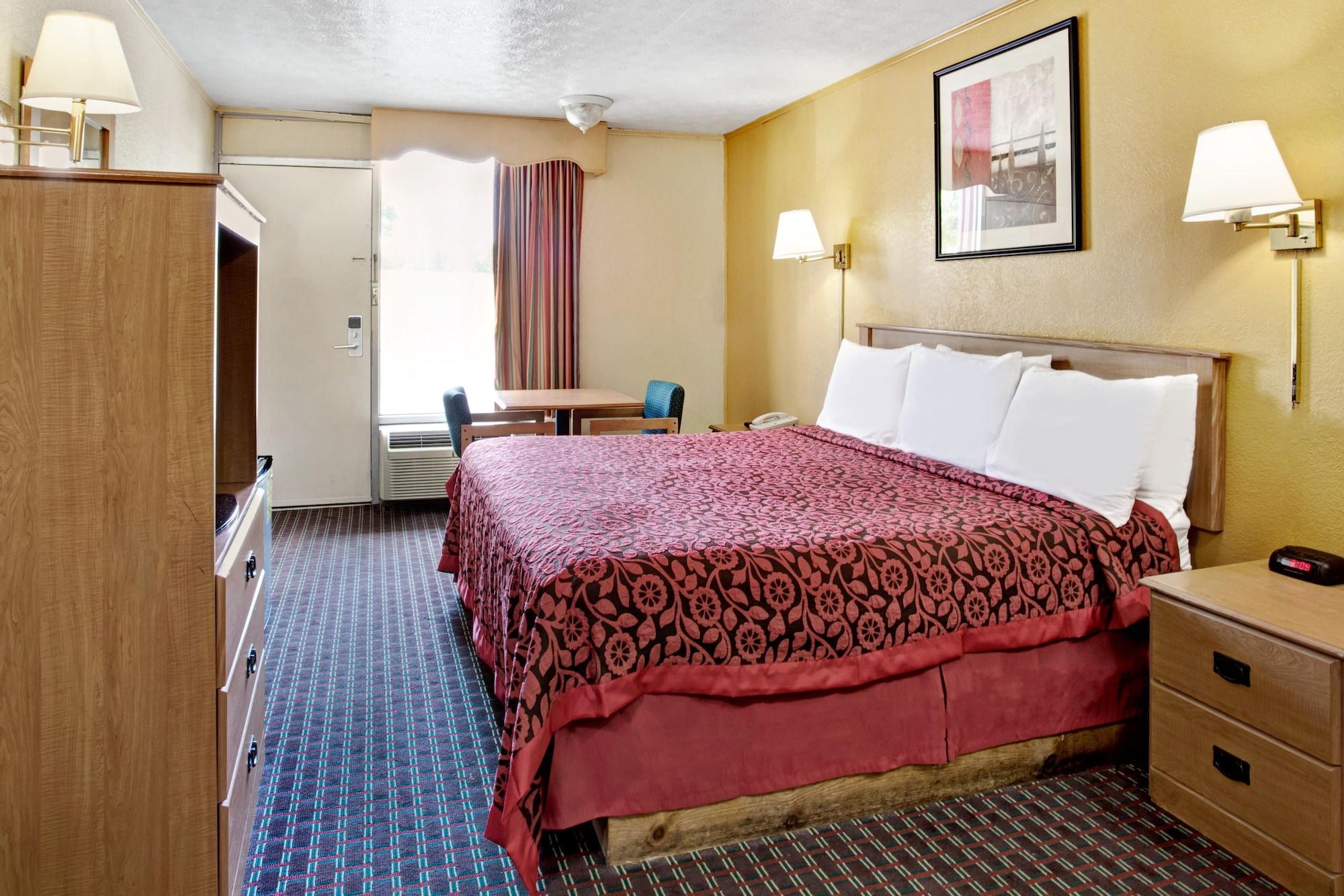 Habitación Days Inn by Wyndham Knoxville West