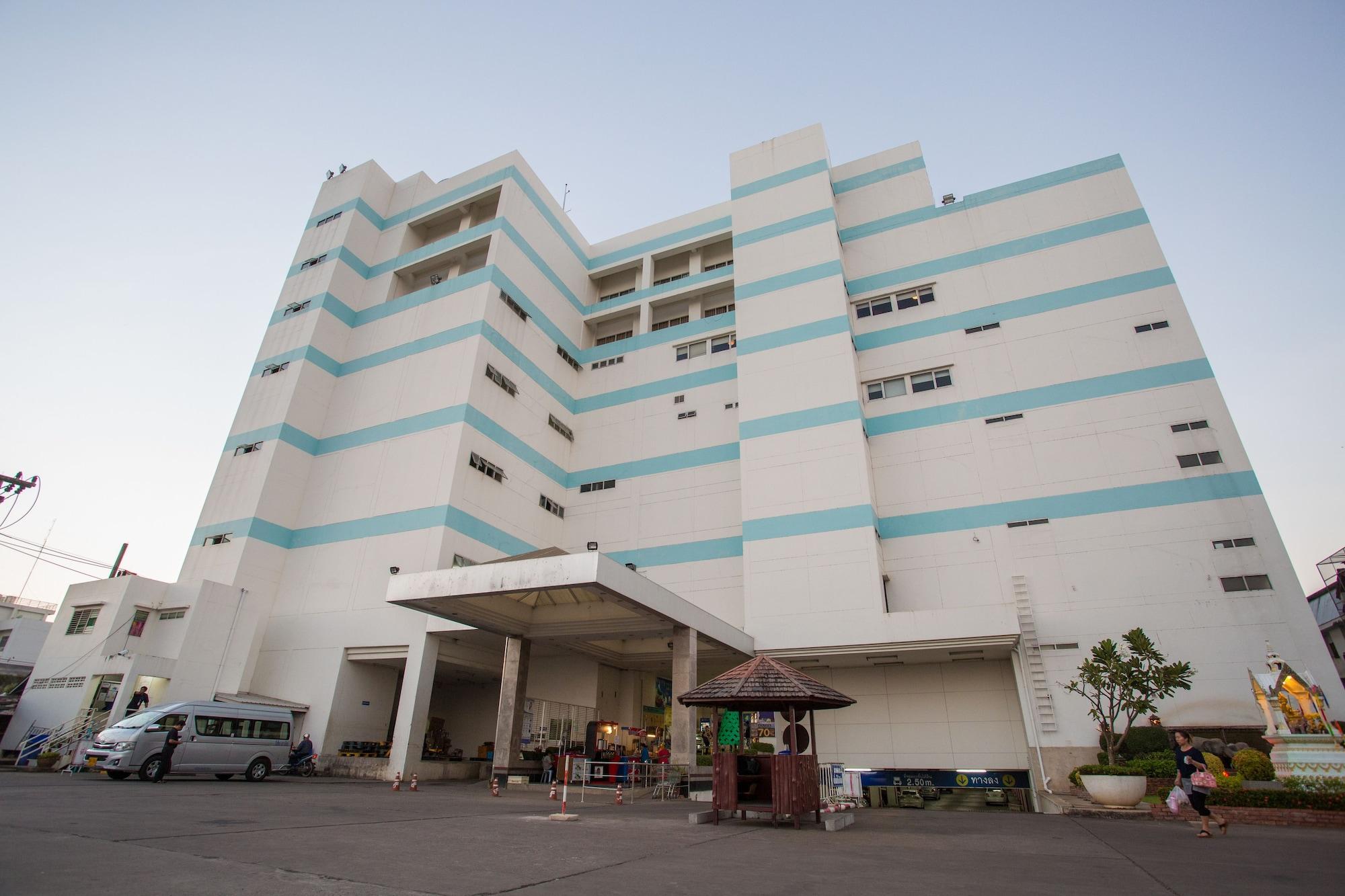 Vista Exterior Friday Hotel