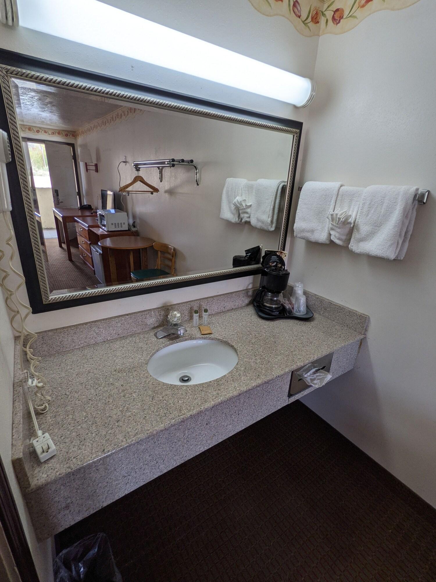 Equipamiento de Habitación Western Inn