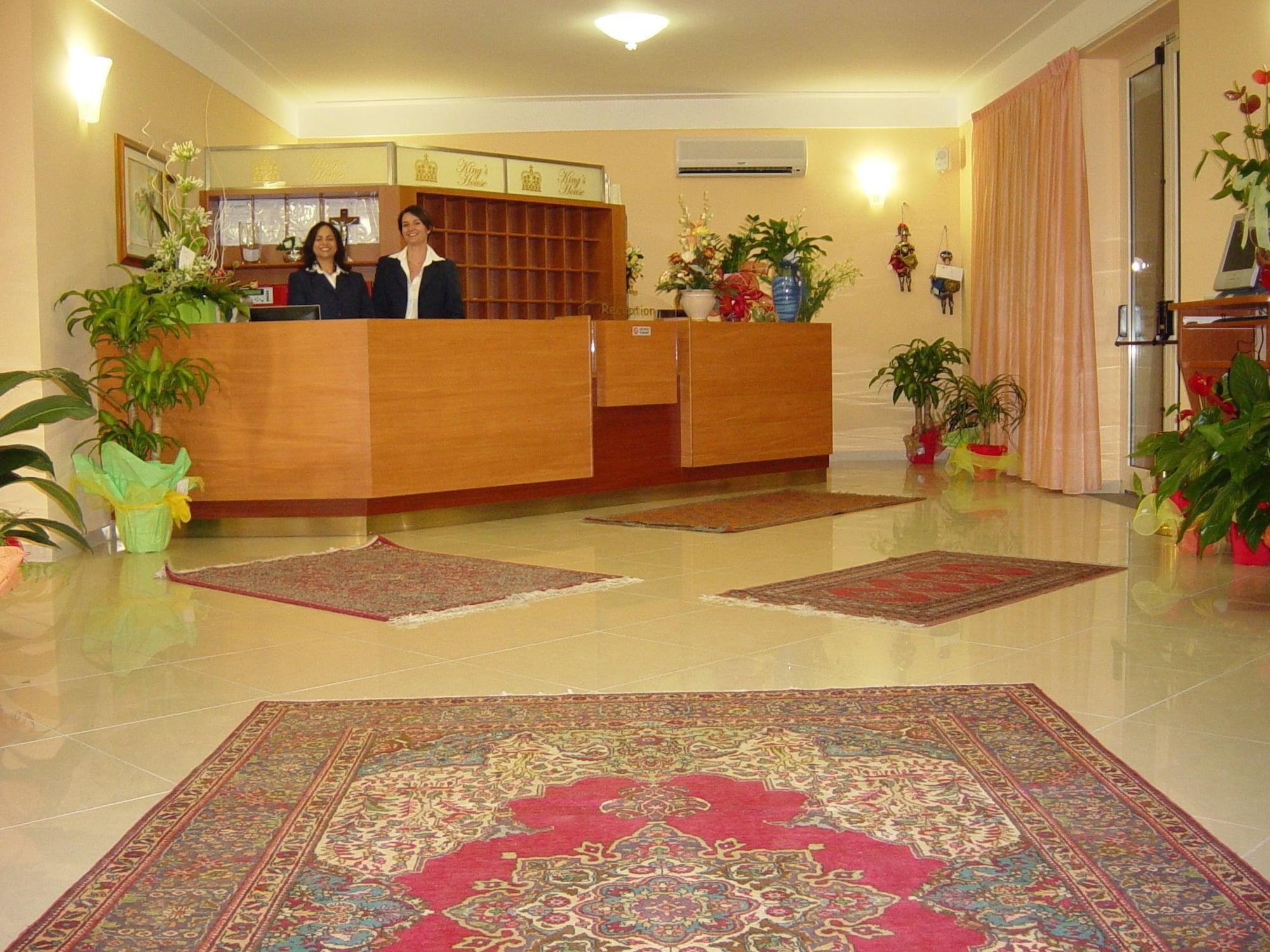 Vista Lobby King's House Hotel Resort