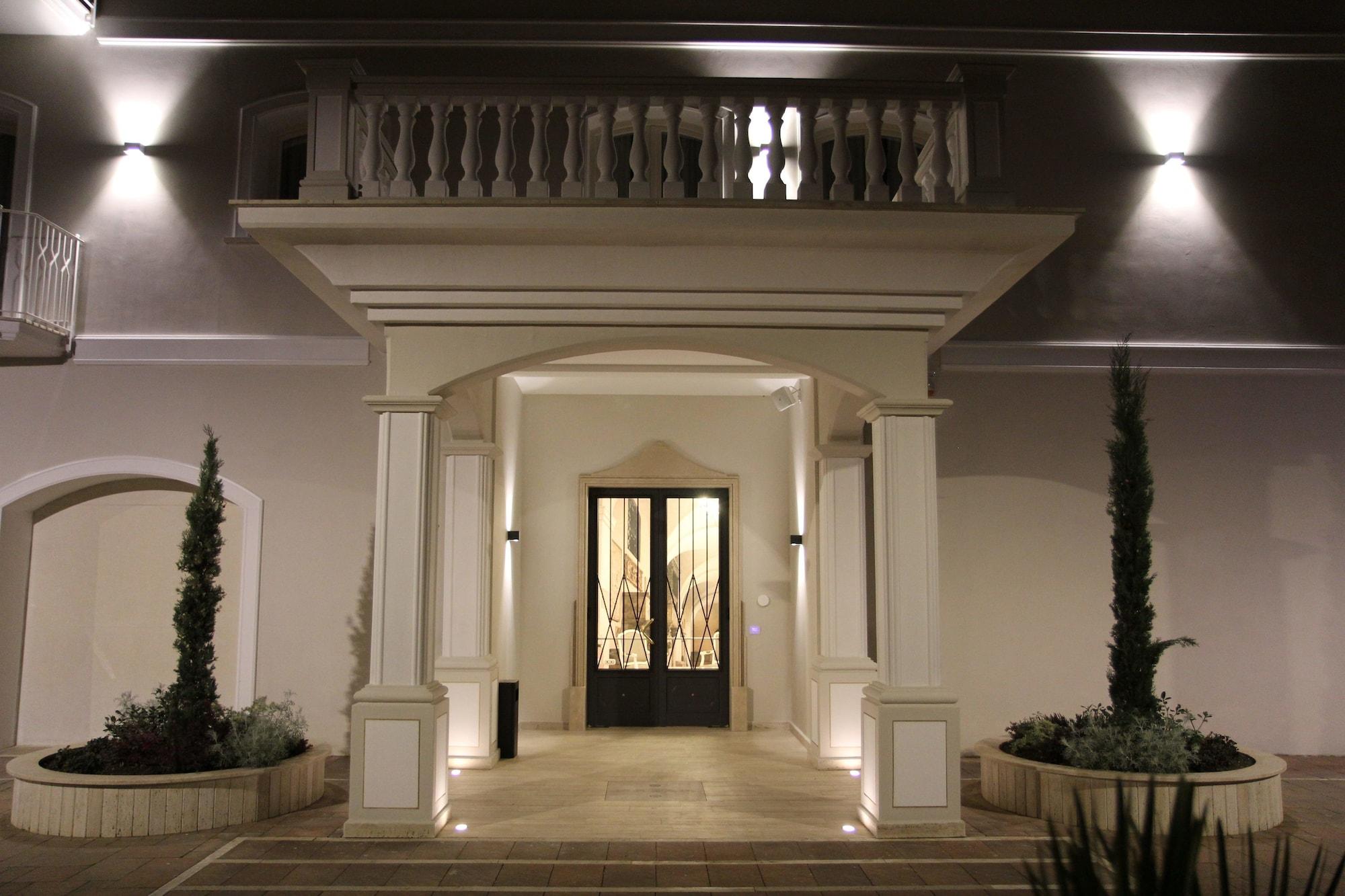 Varios Suites&Apartments Liolà