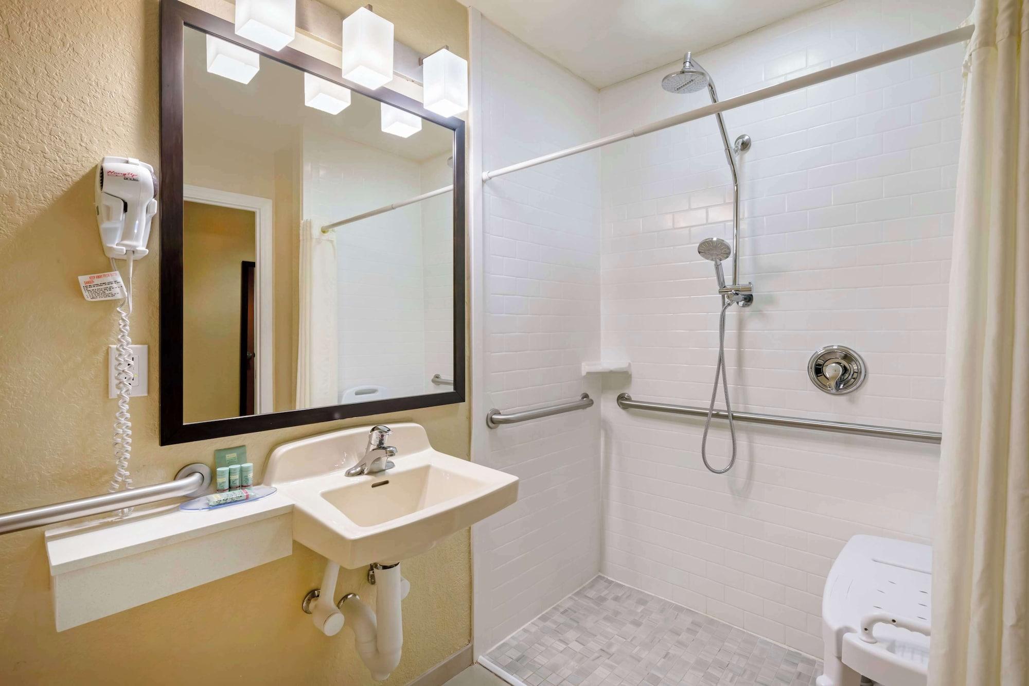 Equipamiento de Habitación Best Western Edgewater Inn