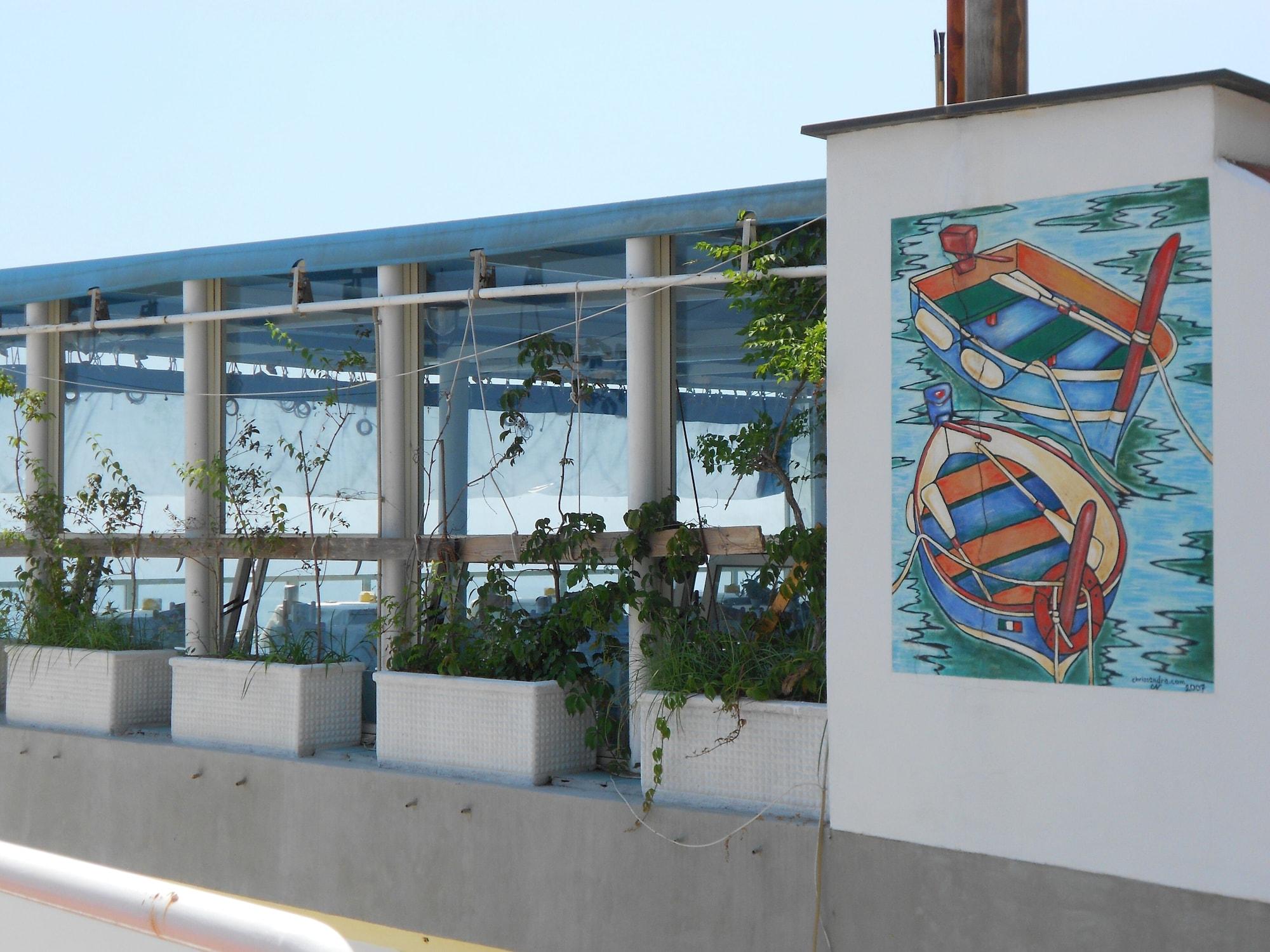 Vista Exterior La Vela