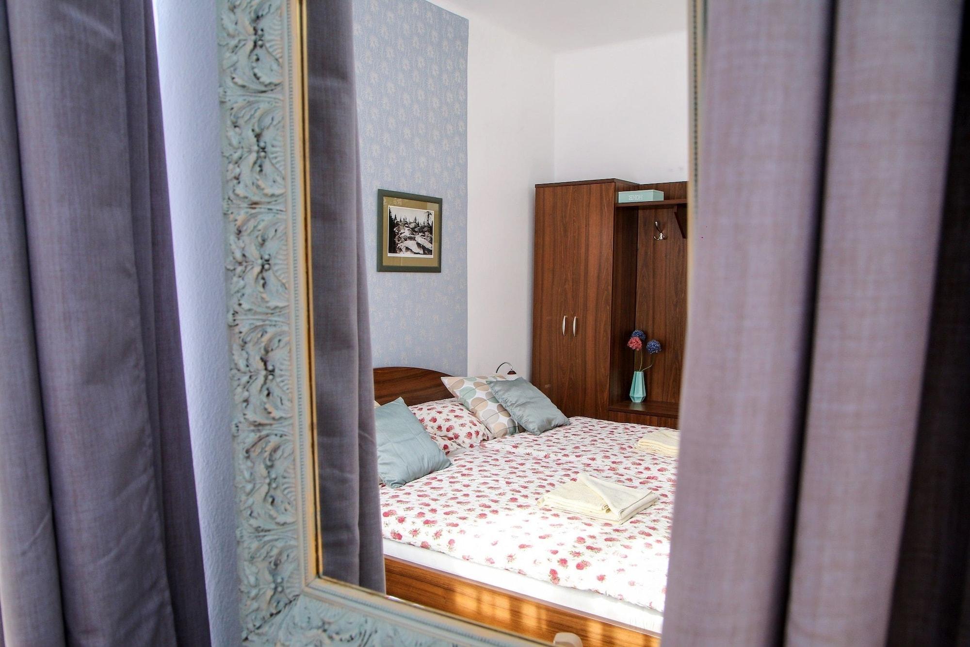 Habitación Mini Hotel Abraka