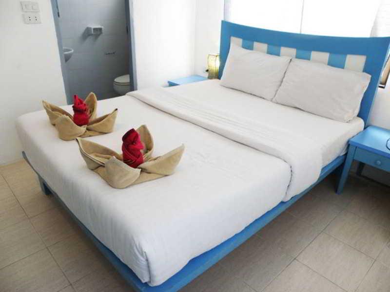Varios Kinnaree House