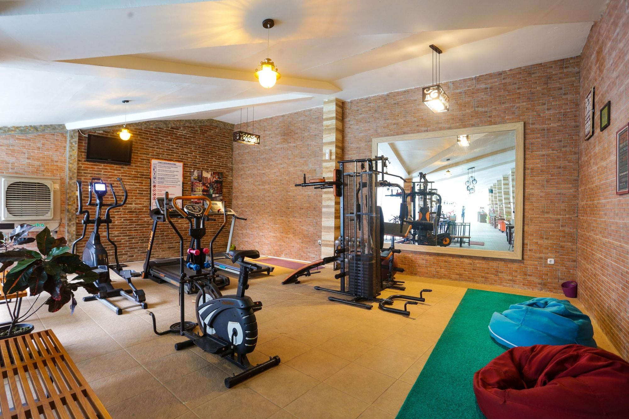 Gimnasio Meotel Purwokerto