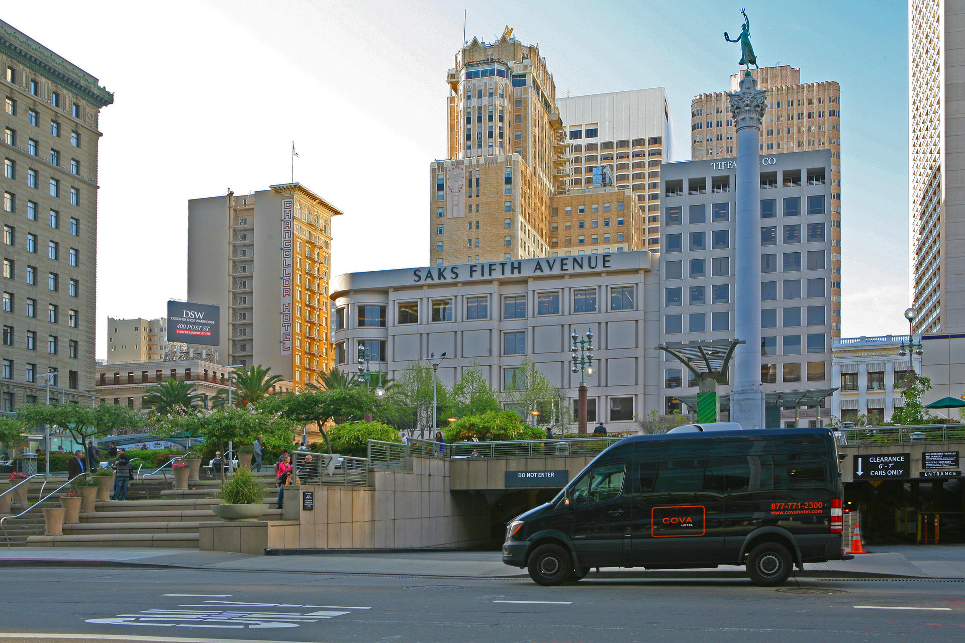 Vista Exterior COVA Hotel