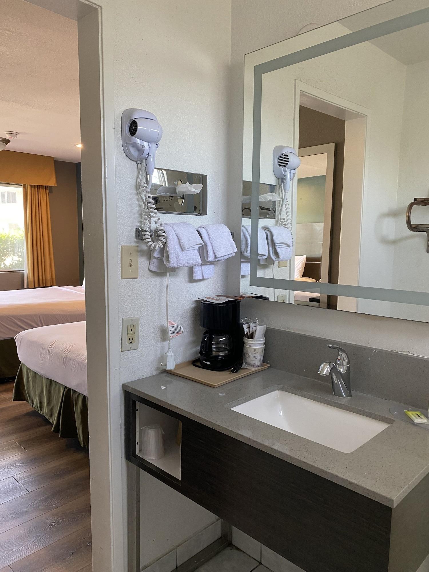 Equipamiento de Habitación Hotel Palmeras Chula Vista
