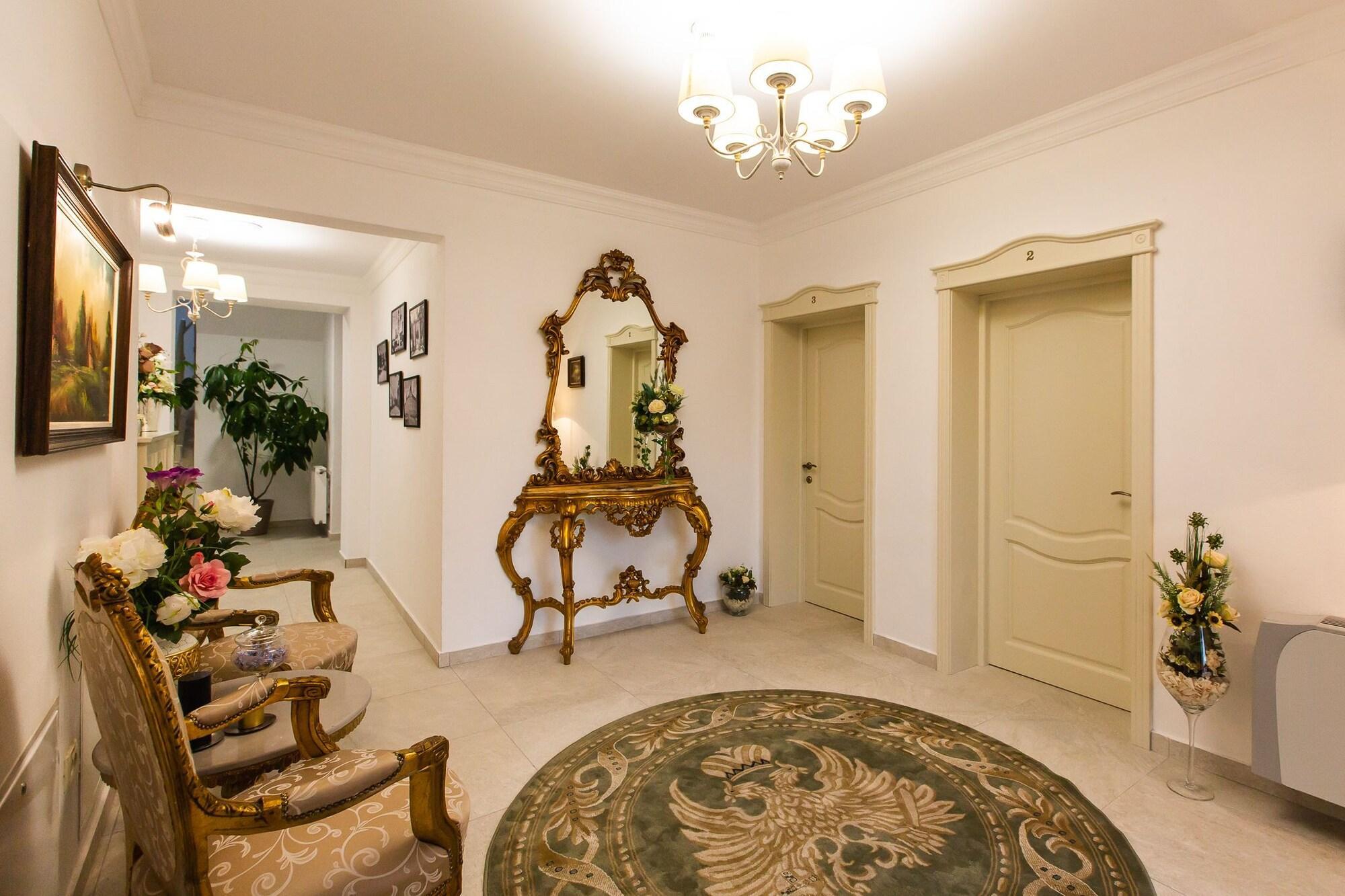 Vista Lobby Ave Alba