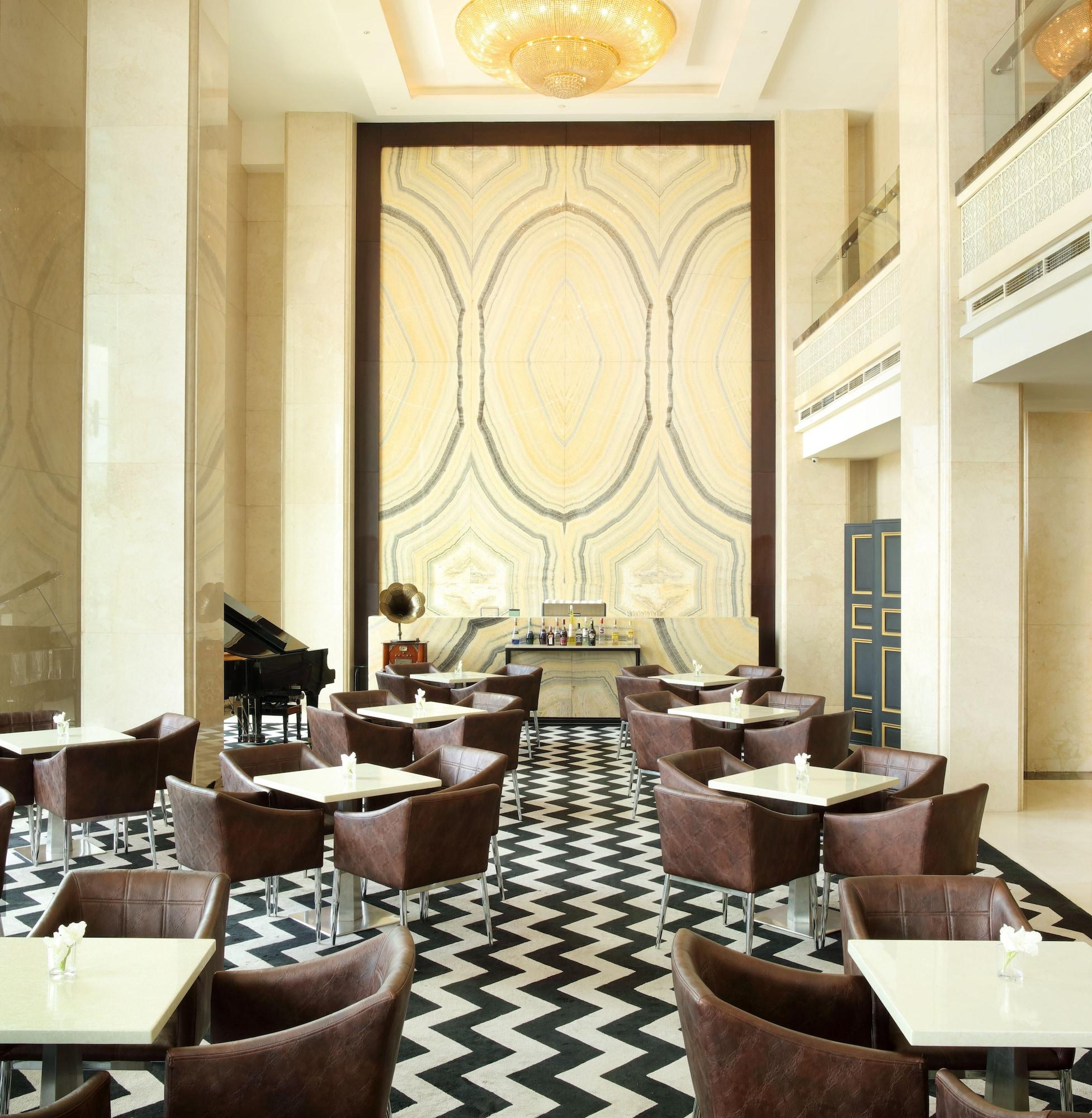 Vista Lobby Four Points by Sheraton Medan