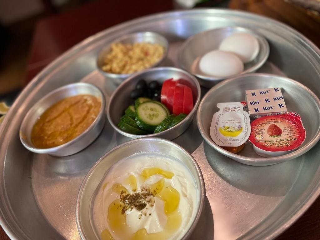 Restaurant XYZ Hotel Al Najah