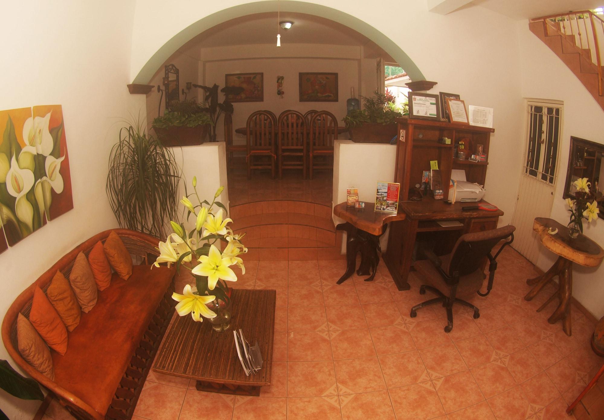Vista Lobby Hostal Casa Blanca