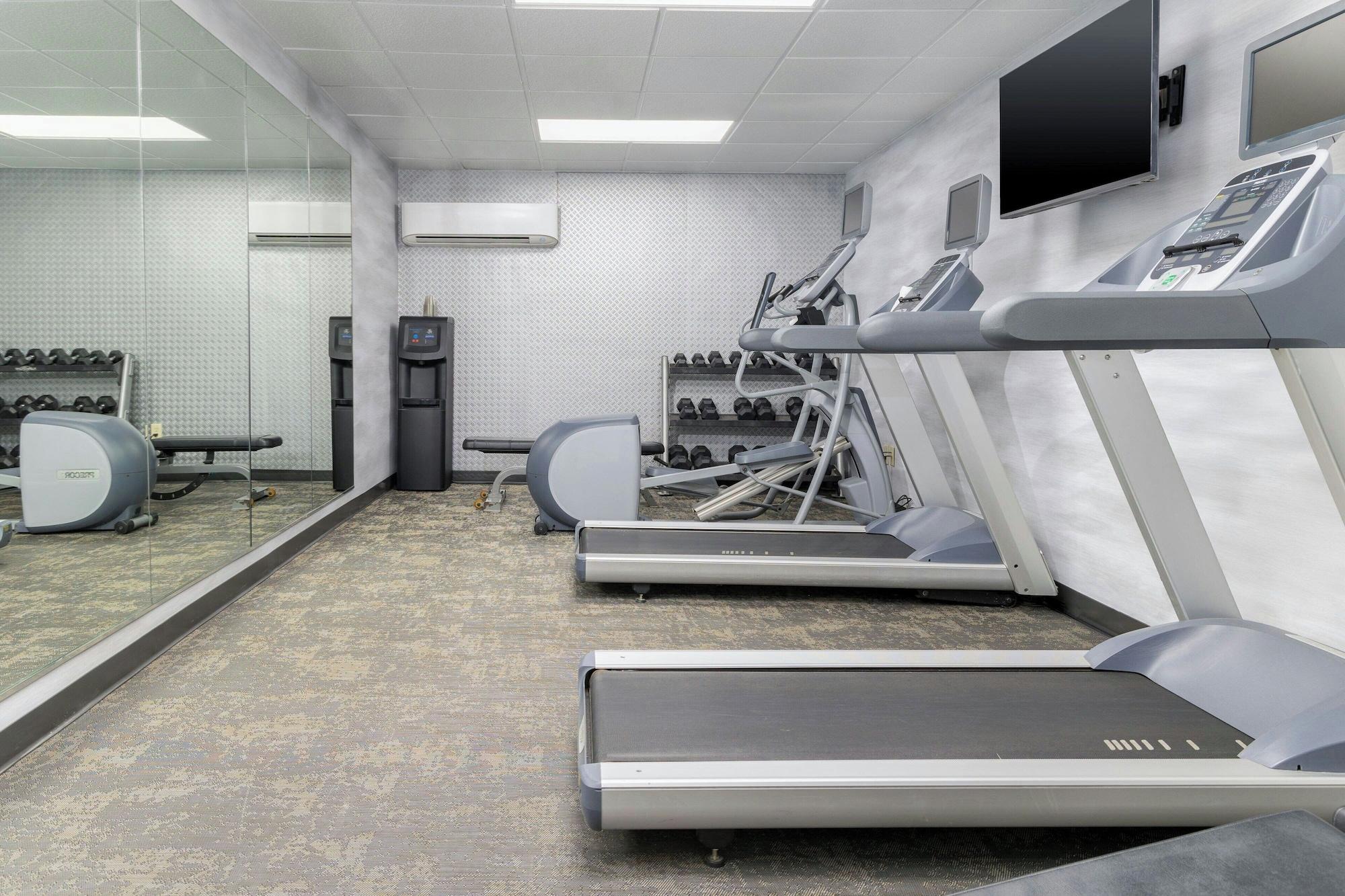 Gimnasio Fairfield Inn & Suites by Marriott Cincinnati Eastgate