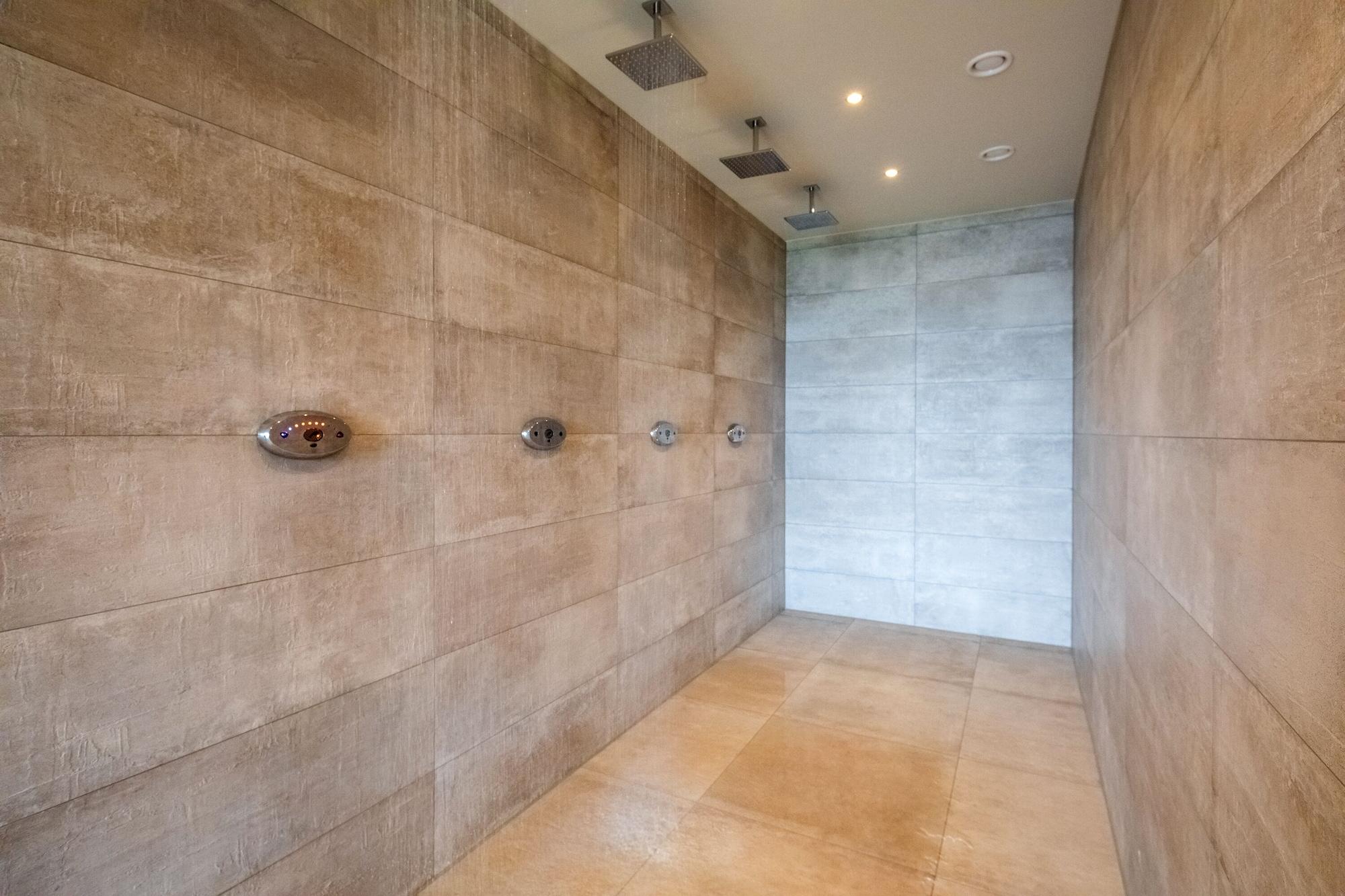 Spa Van der Valk Hotel Duiven near Arnhem A12