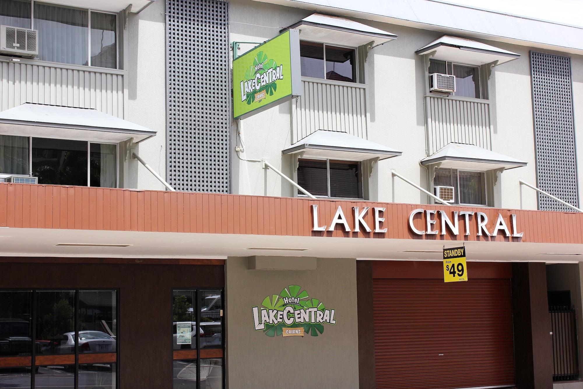 Vista Exterior Lake Central