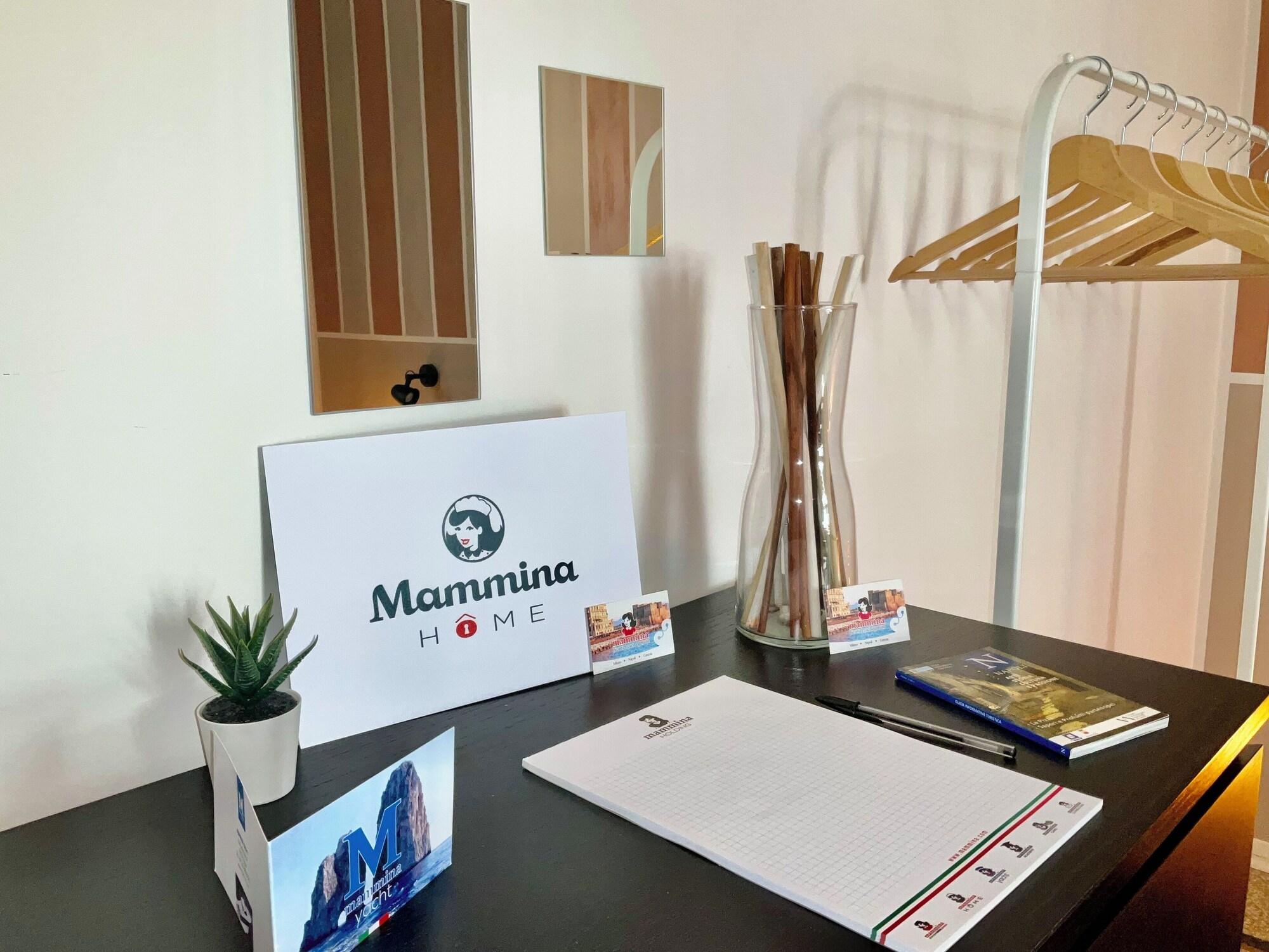 Comodidades del Alojamiento Mammina Home Napoli - Santa Lucia