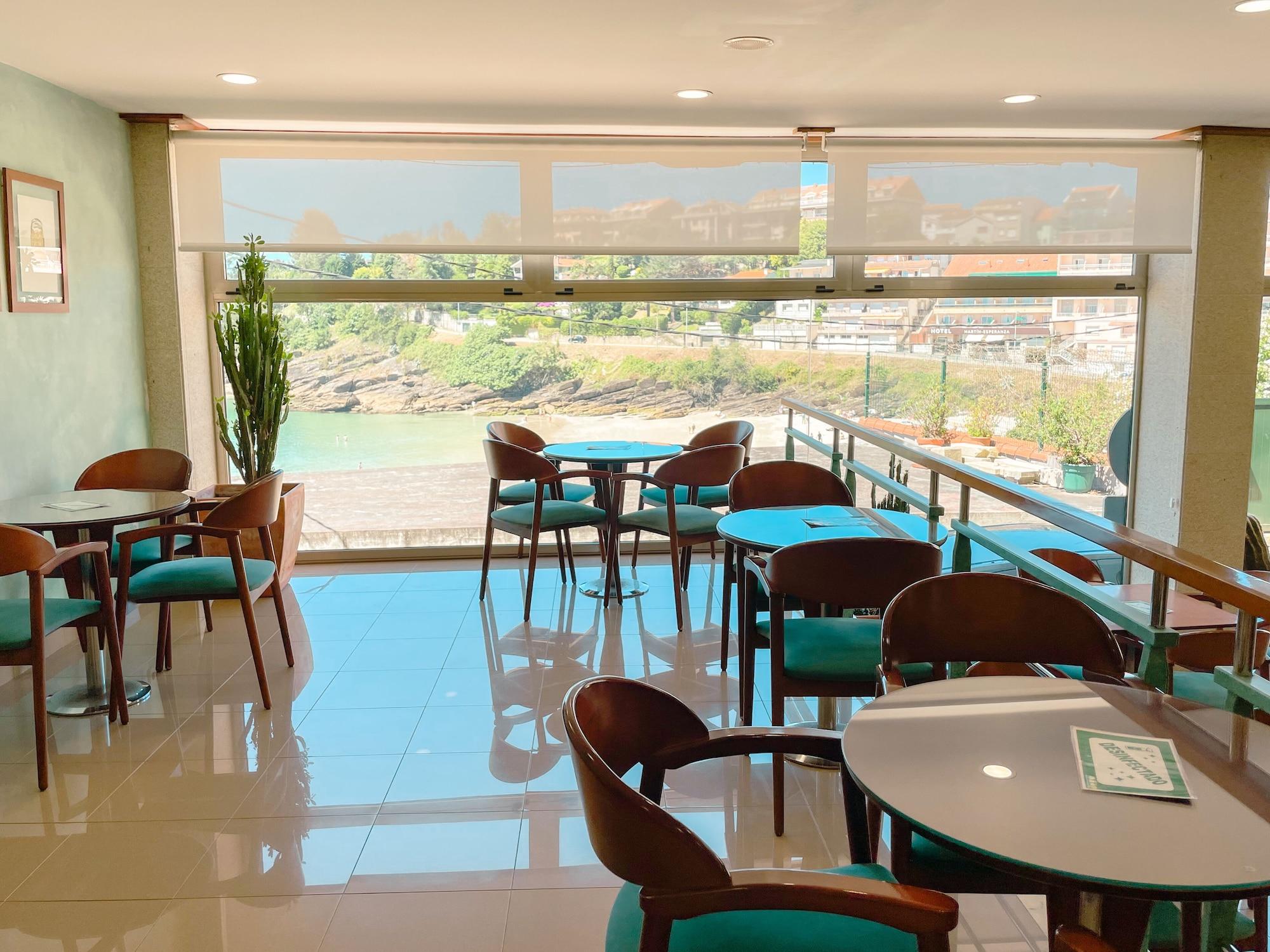 Bar/Salón Hotel Atalaya II