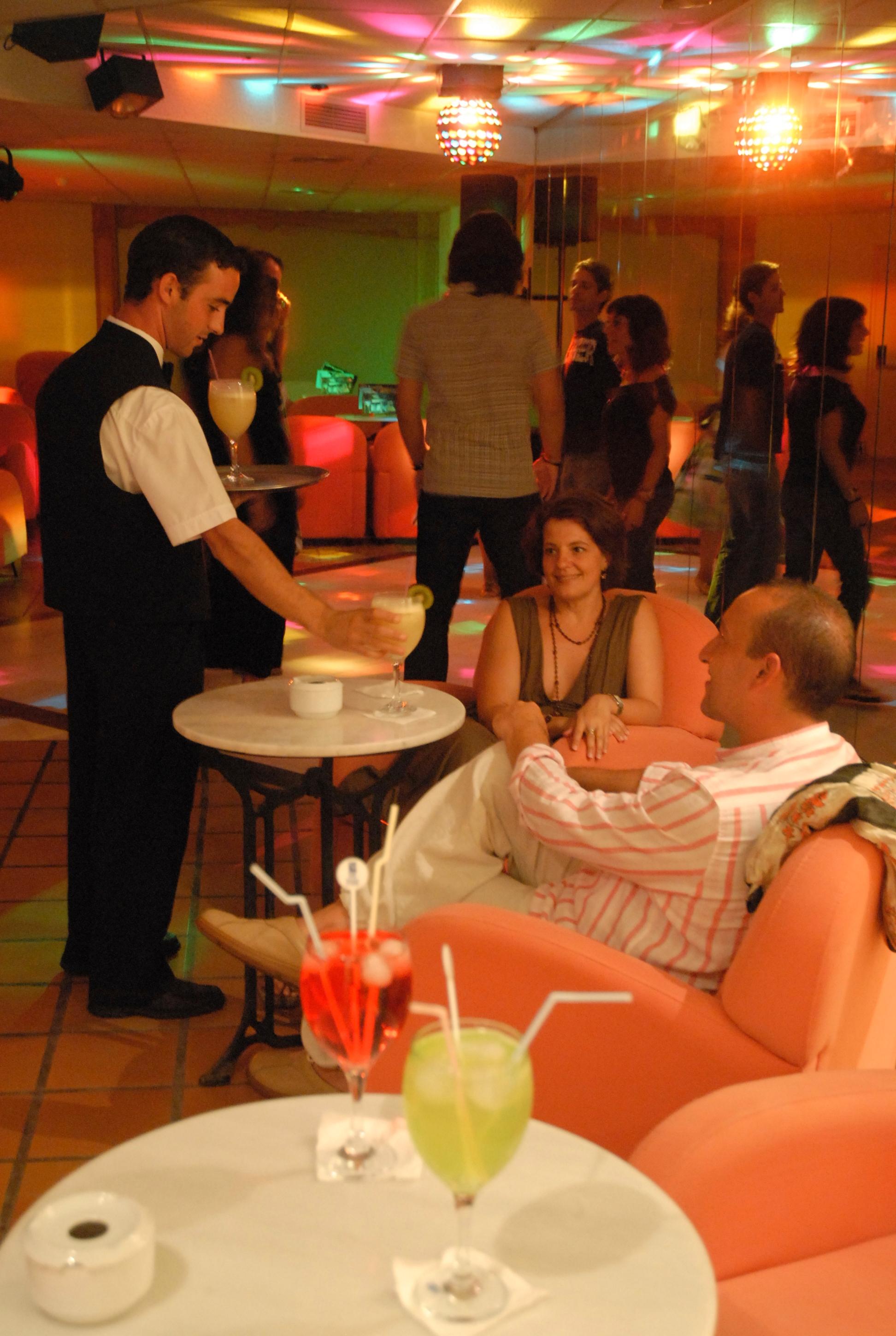 Bar/Salón Playavera