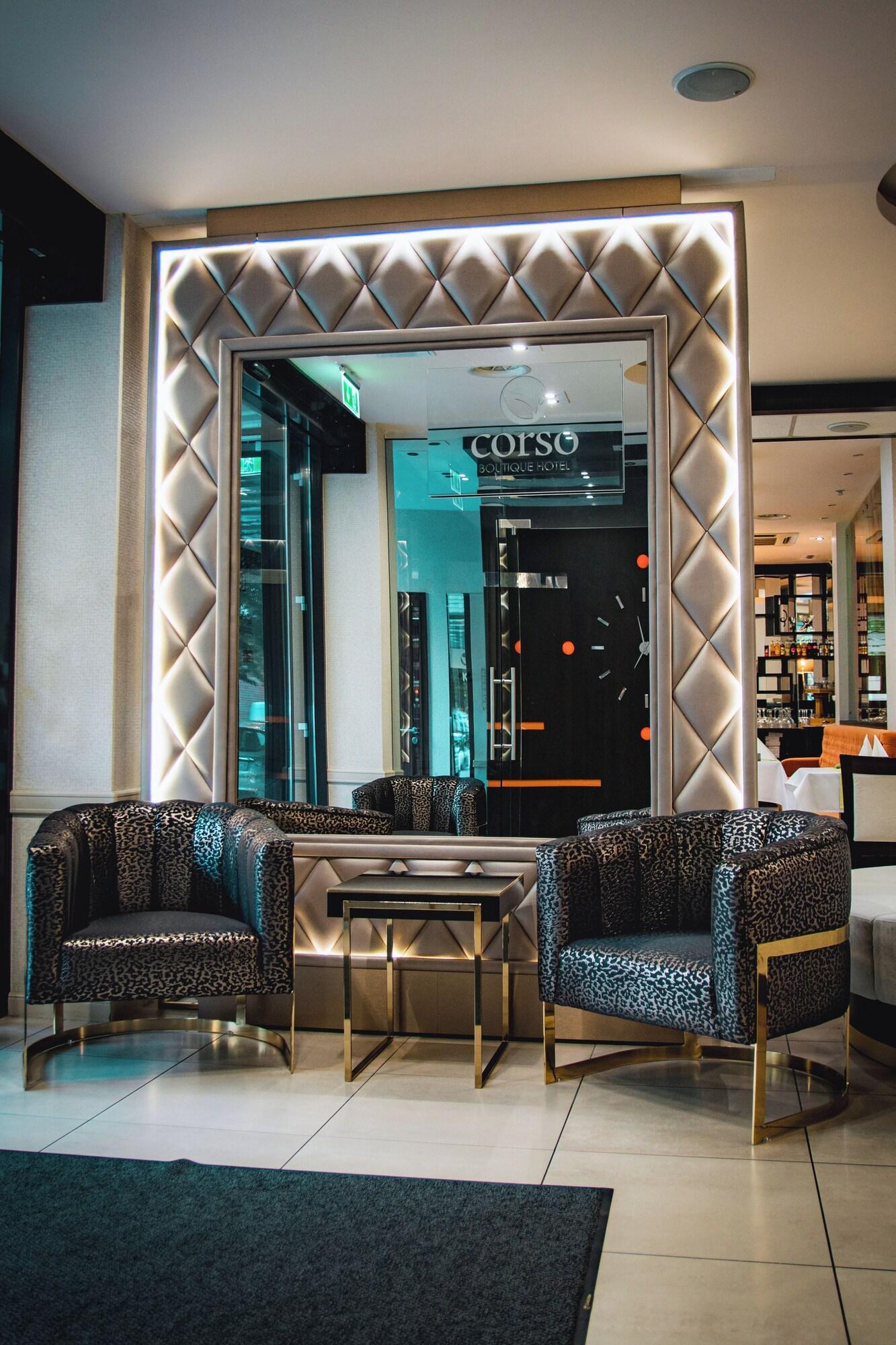 Vista Lobby Corso Boutique Hotel