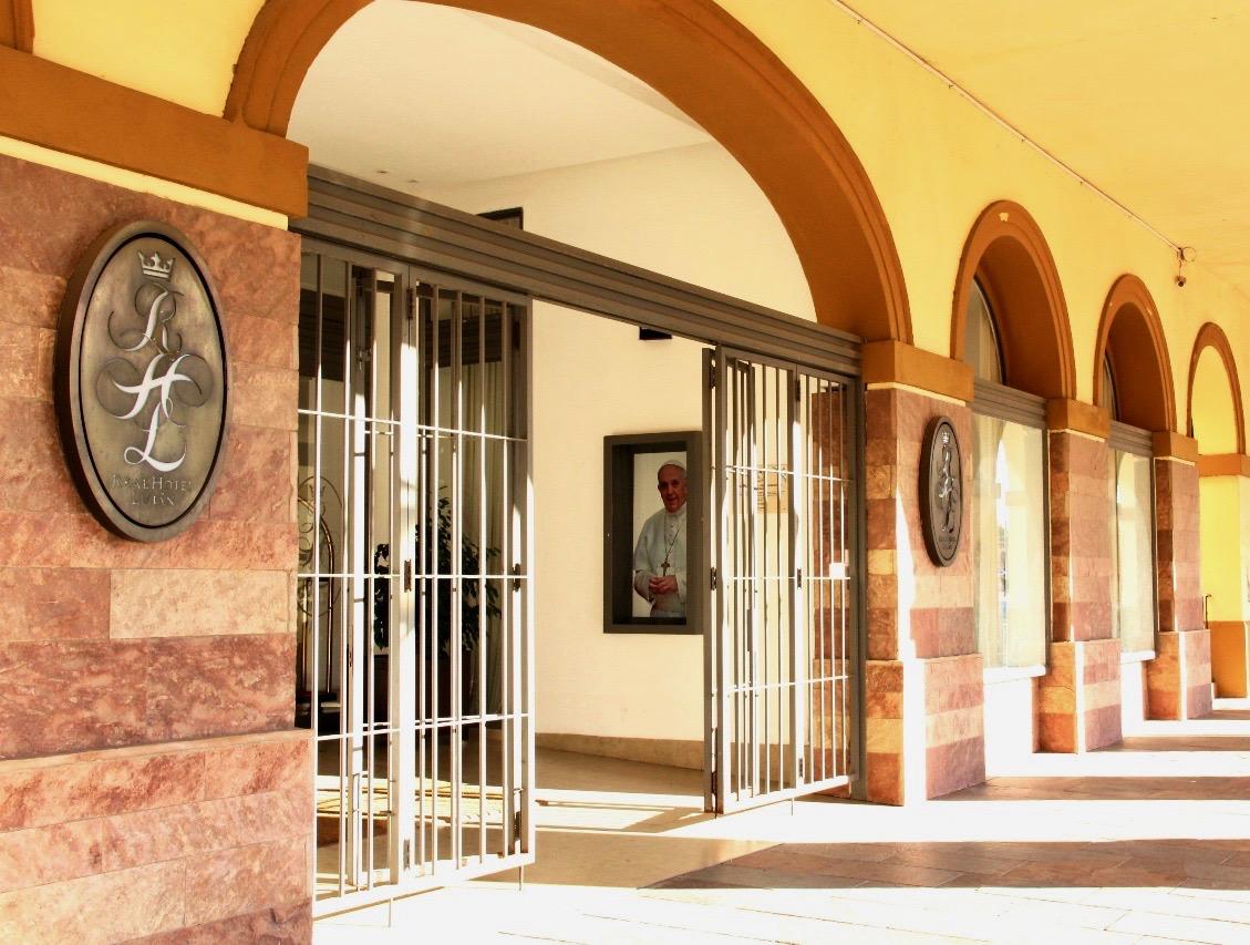Vista Exterior Real Hotel Lujan