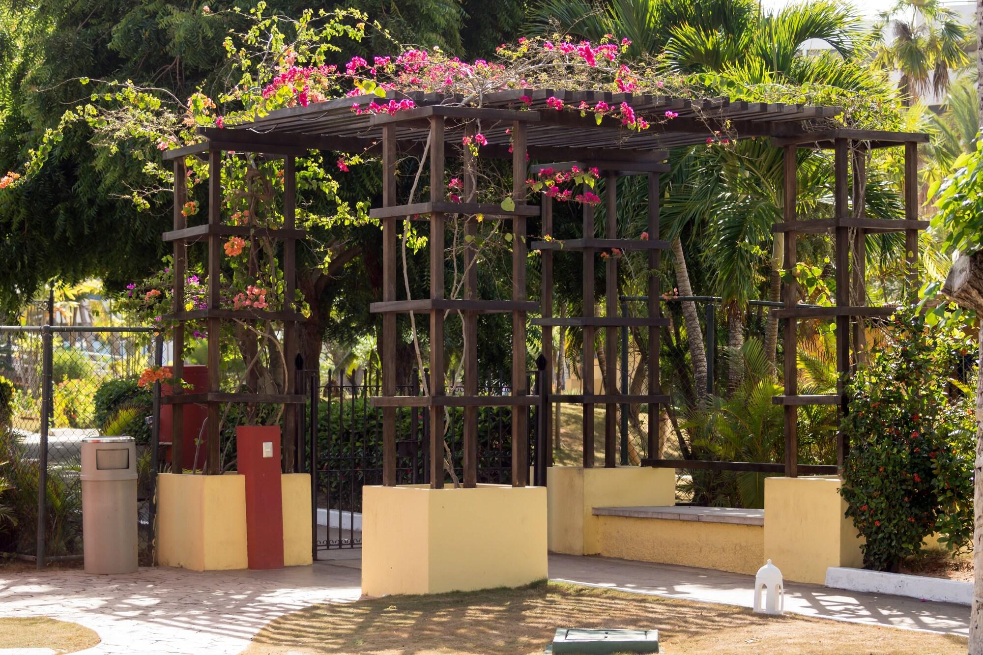 Vista Exterior Hesperia Edén Club - Adults Only