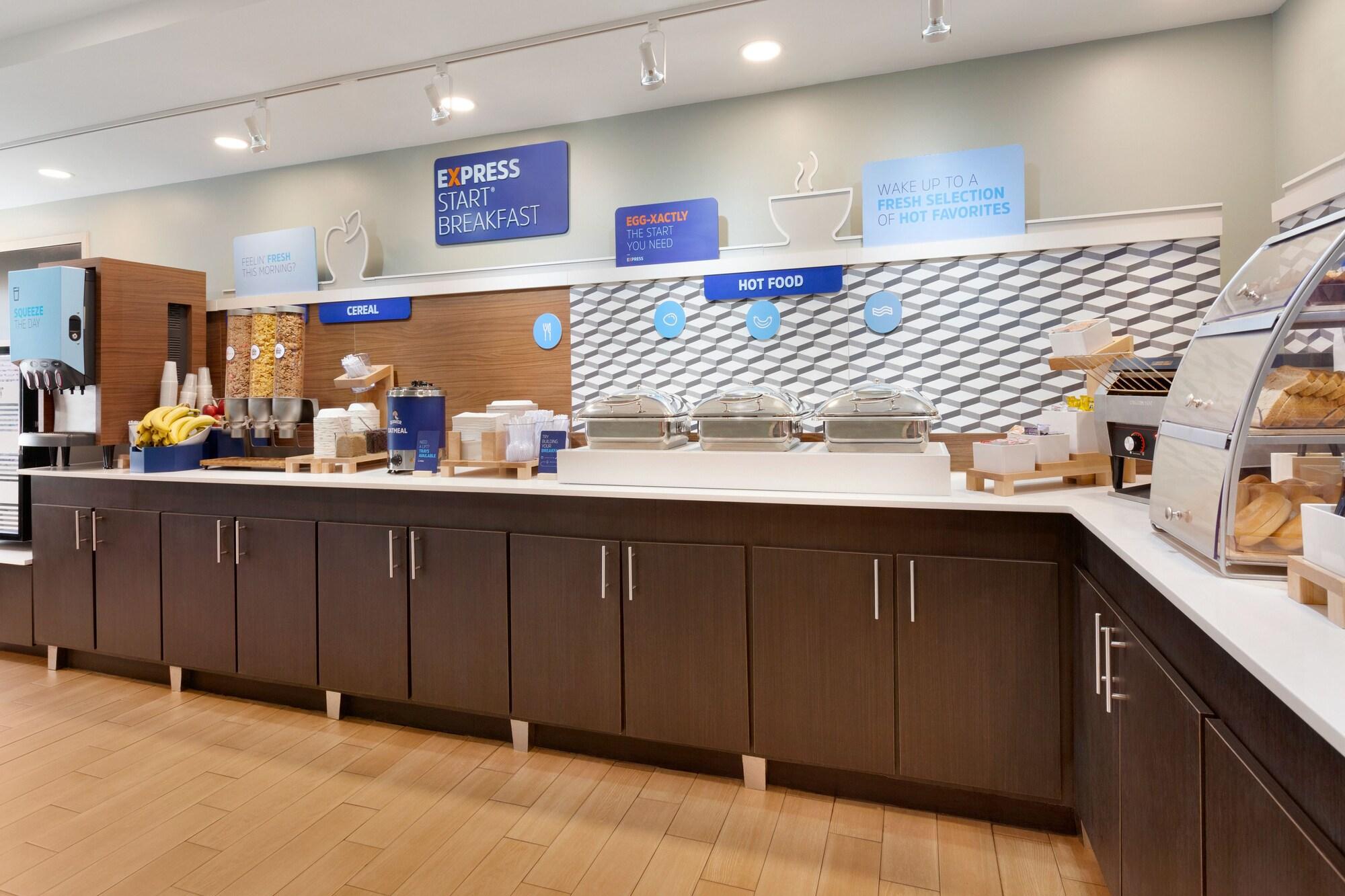 Restaurant Holiday Inn Express Hartford South - Rocky Hill by IHG